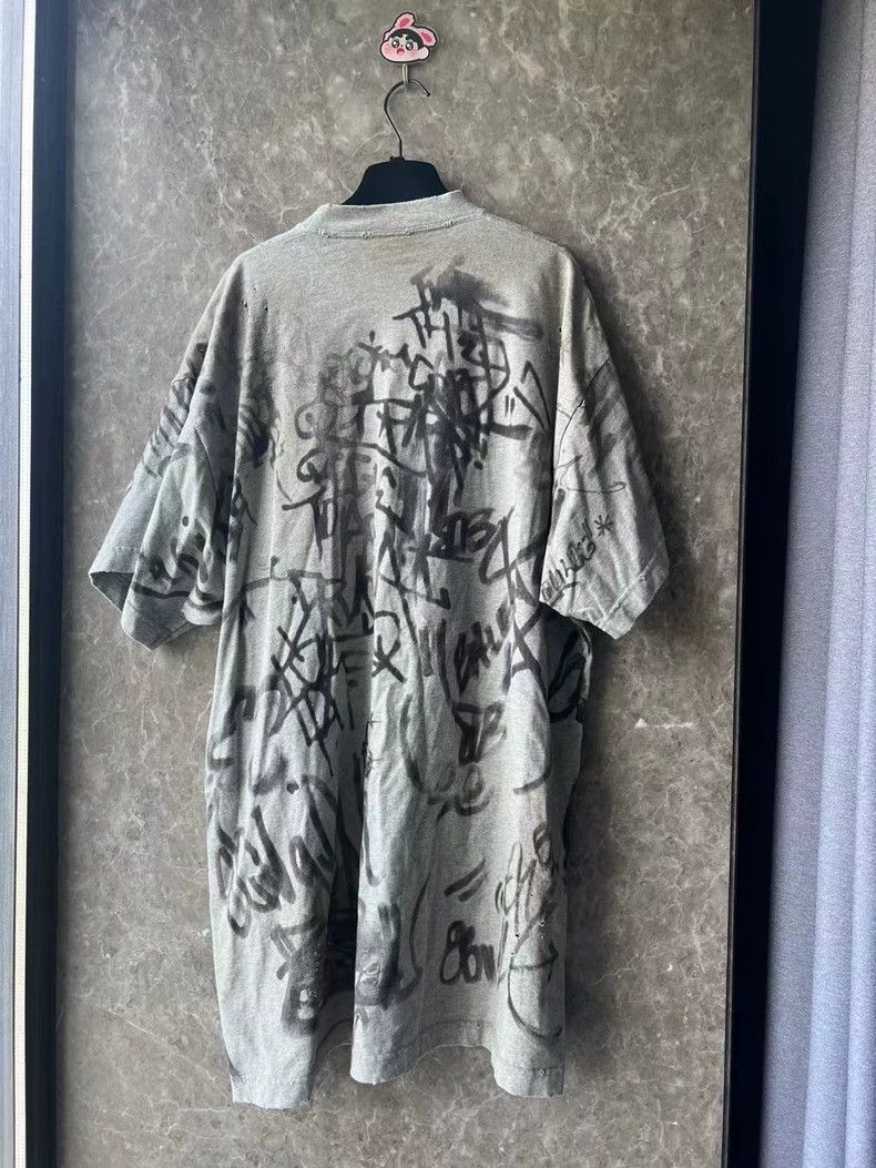 Balenciaga Balenciaga Manchester United Graffiti Tee Size US S / EU 44-46 / 1 - 2 Thumbnail