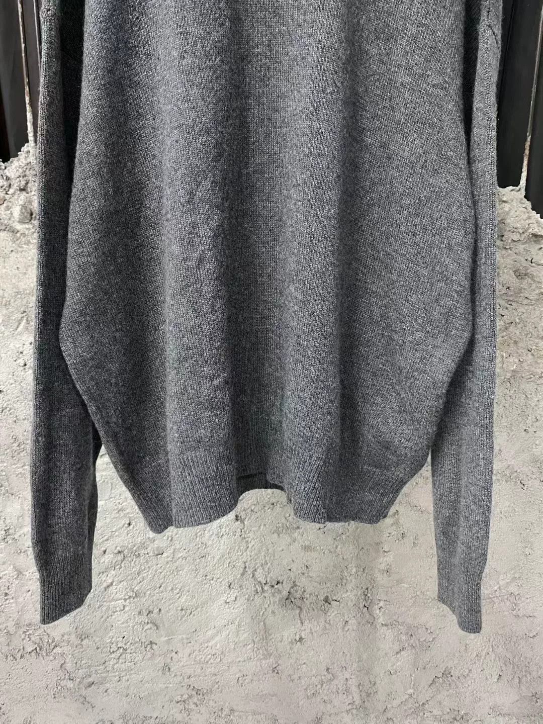 Balenciaga Balenciaga Embroidered Logo Sweater Size US XS / EU 42 / 0 - 5 Thumbnail