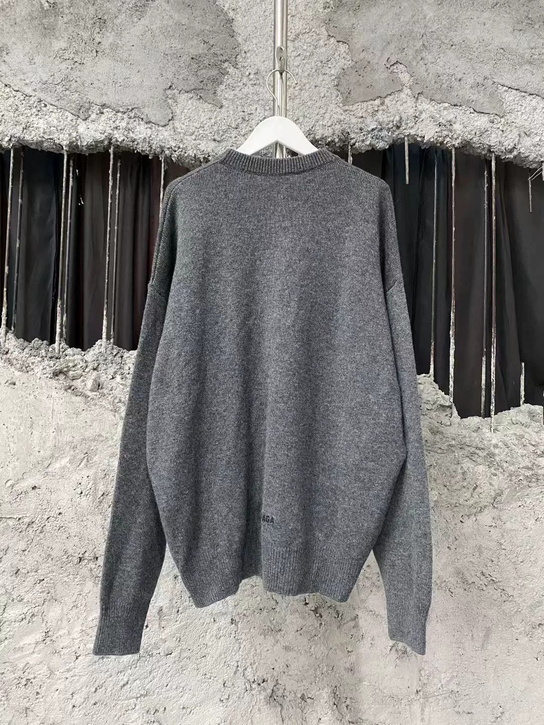Balenciaga Balenciaga Embroidered Logo Sweater Size US XS / EU 42 / 0 - 2 Thumbnail