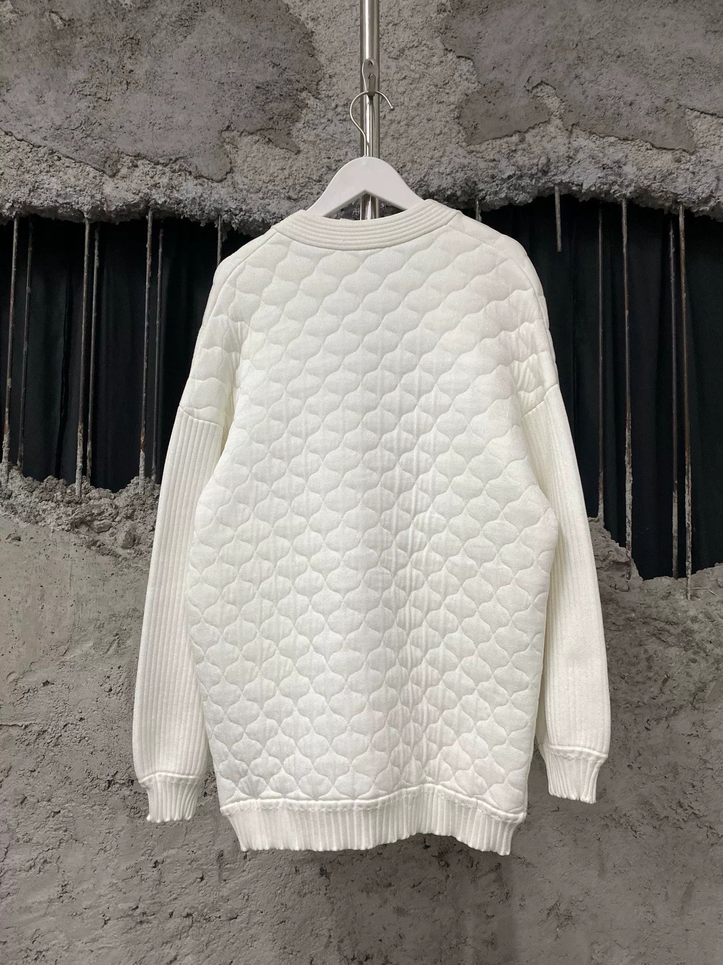 Fendi fendi quilted cardigan size 38 new Size US S / EU 44-46 / 1 - 2 Thumbnail