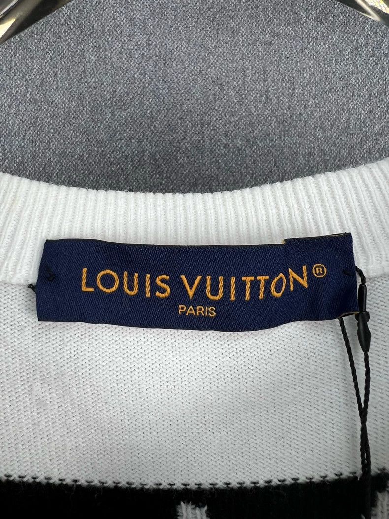 Louis Vuitton LOUIS VUITTON Cartoon Print Knit Tee Size US L / EU 52-54 / 3 - 3 Thumbnail