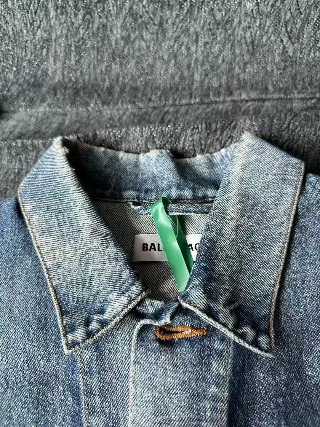 Balenciaga Balenciaga Logo Embroidered Denim Jacket Size US M / EU 48-50 / 2 - 3 Thumbnail