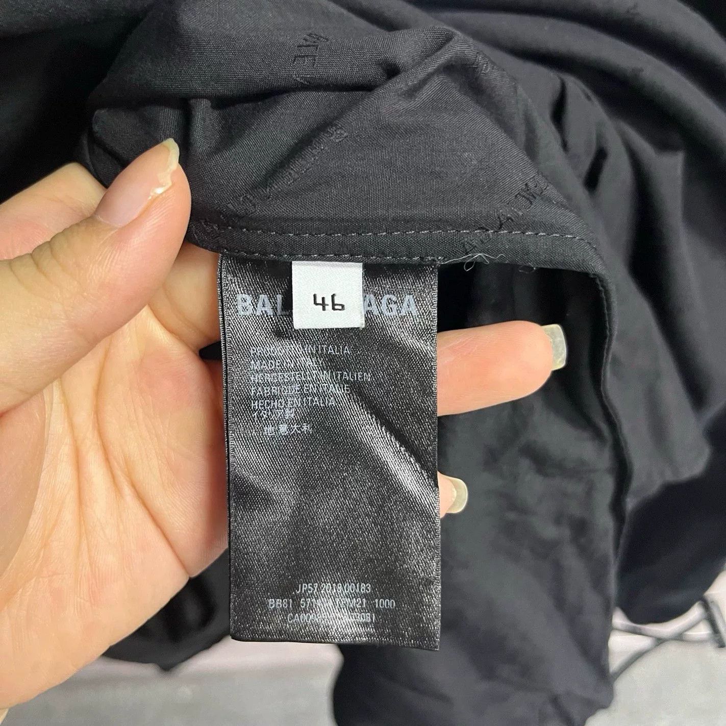 Balenciaga Balenciaga Black White Windbreaker Jacket Size US XS / EU 42 / 0 - 3 Thumbnail