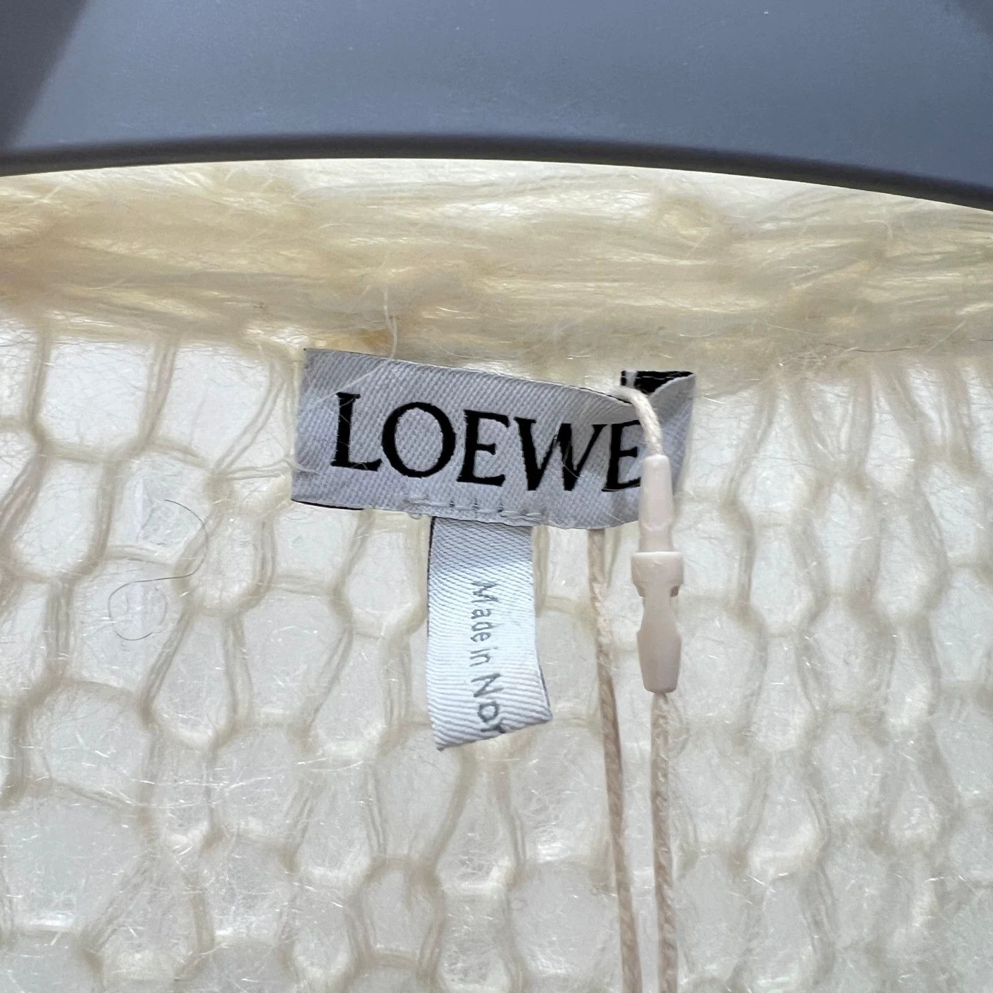 Loewe loewe logo knit cardigan in beige Size US S / EU 44-46 / 1 - 3 Thumbnail