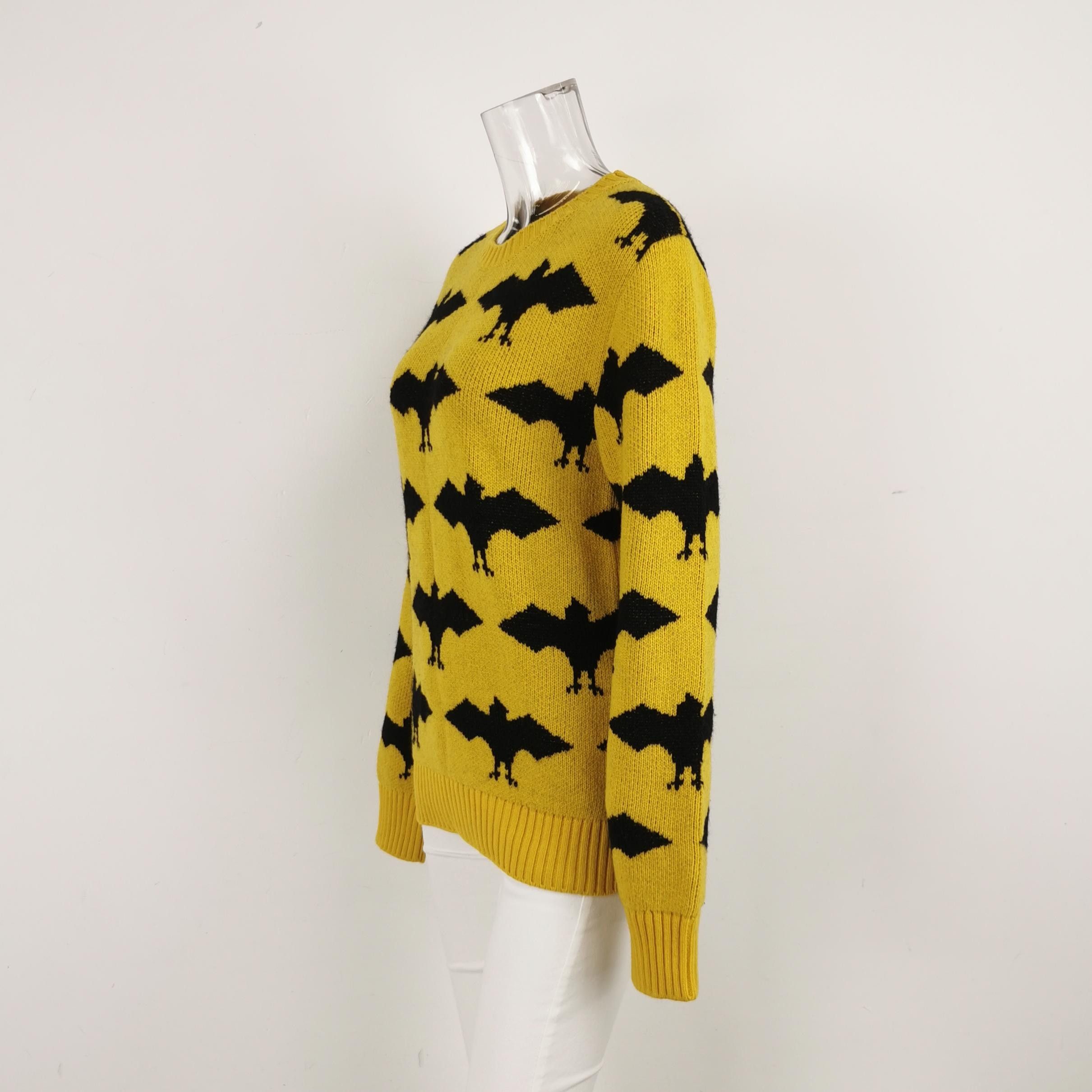 Gucci Gucci M Size Wool-Alpaca Bat Pattern Sweater Size M / US 6-8 / IT 42-44 - 3 Thumbnail