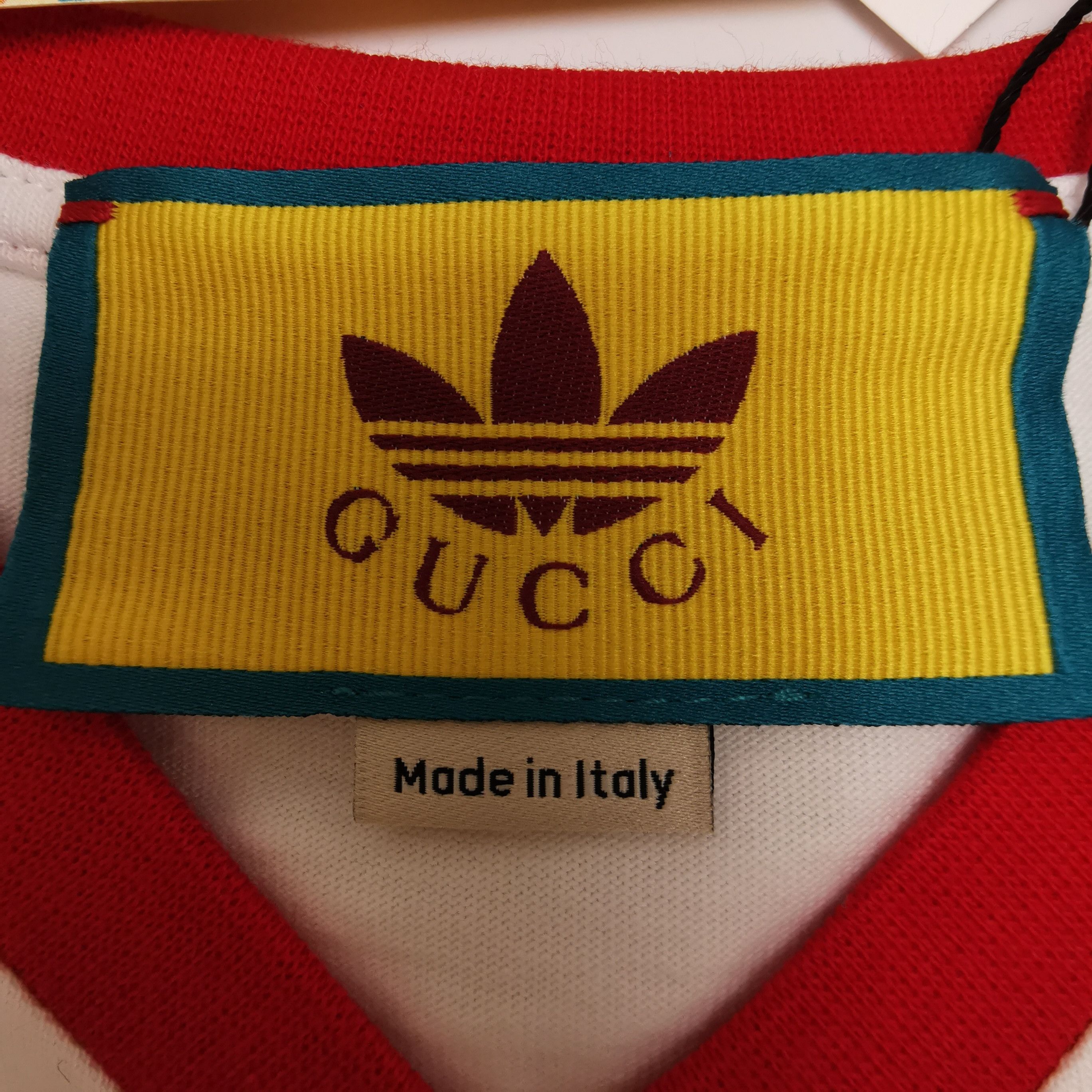 Gucci Gucci x adidas Collab Cropped V-Neck Logo T-Shirt XS Size XS / US 0-2 / IT 36-38 - 9 Thumbnail