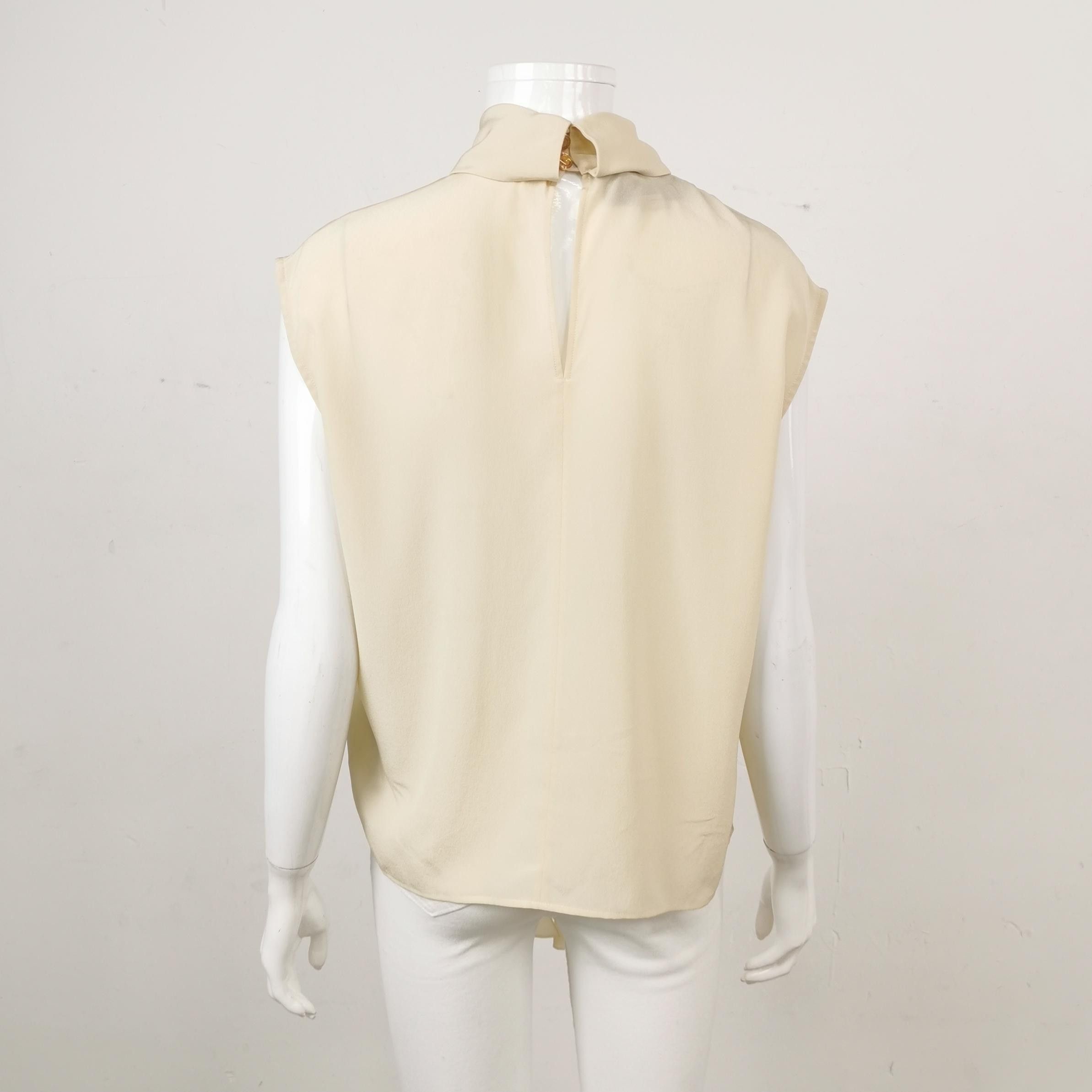 Gucci Gucci Silk Sleeveless Ruffled Collar Blouse Size M / US 6-8 / IT 42-44 - 4 Thumbnail