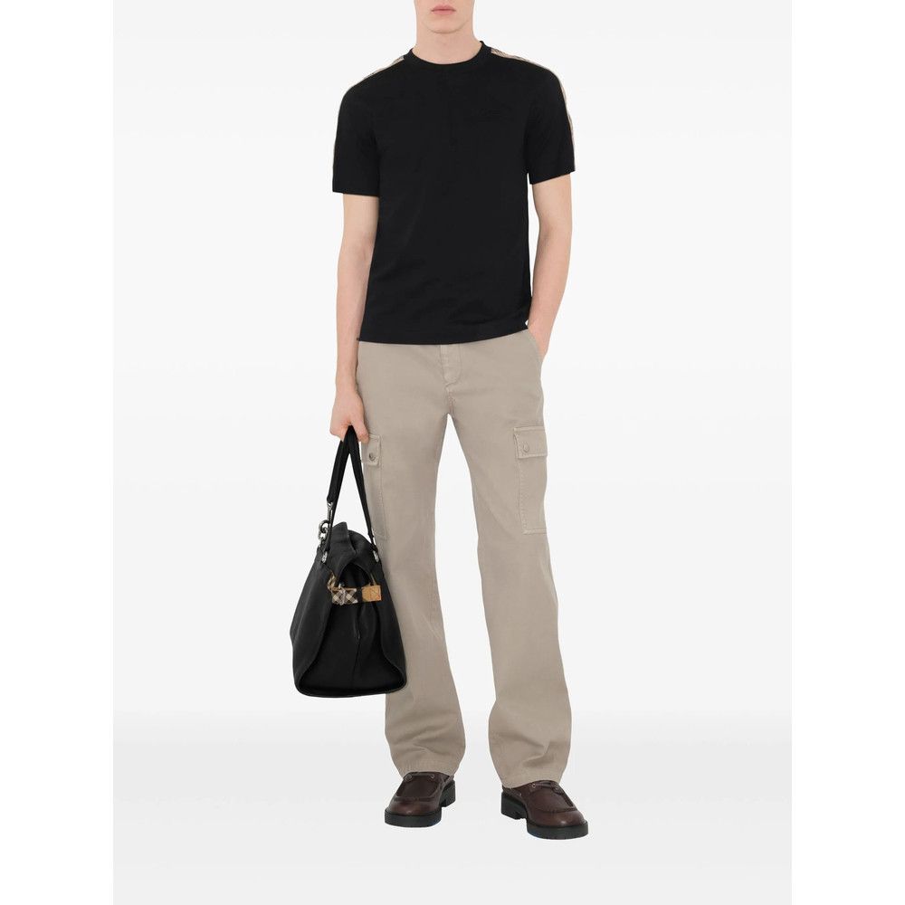 Burberry Burberry BLACK T-Shirts & Vests - T-Shirts Size US M / EU 48-50 / 2 - 4 Thumbnail