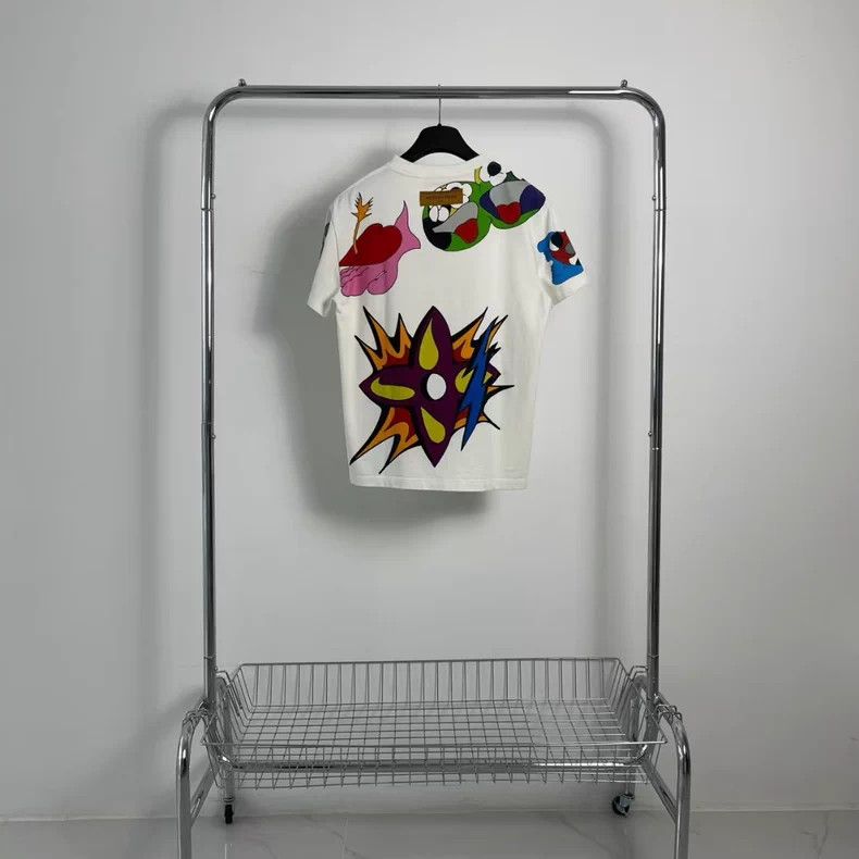Louis Vuitton Louis Vuitton Cartoon Print Short Sleeve Size US S / EU 44-46 / 1 - 3 Thumbnail
