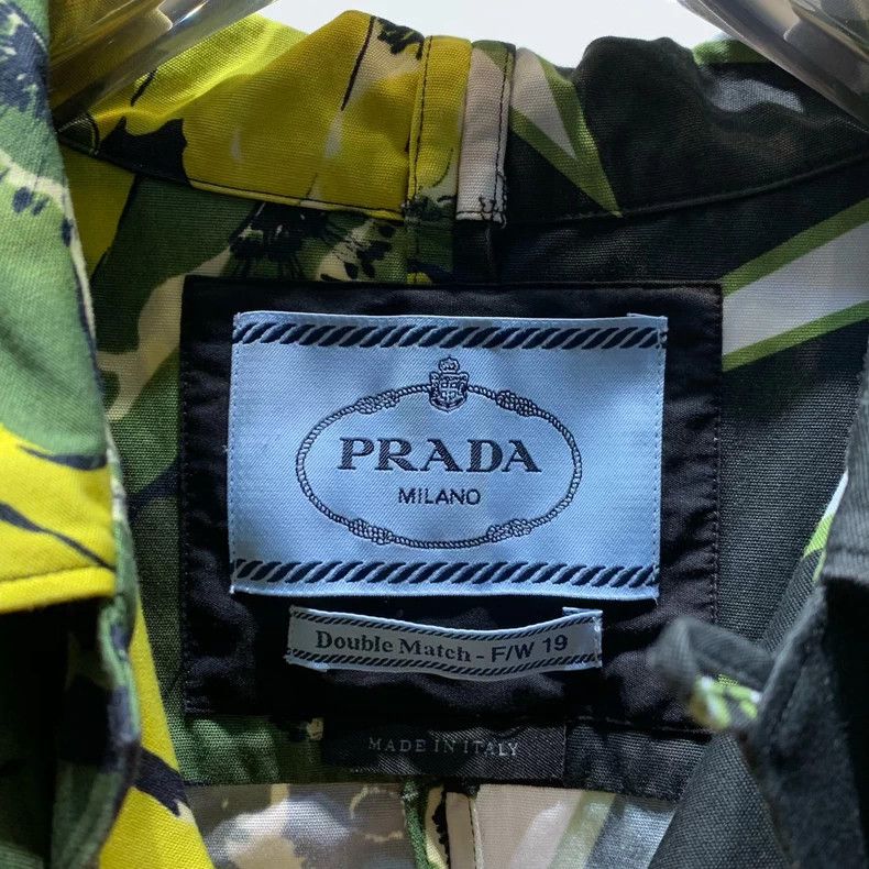 Prada Prada Runway Short Sleeve Cardigan Size US S / EU 44-46 / 1 - 2 Thumbnail