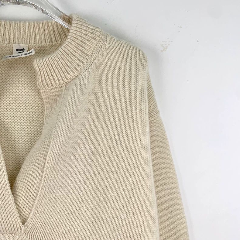 Hermes Hermes Oatmeal Horsebit Cashmere Sweater Size US S / EU 44-46 / 1 - 3 Thumbnail