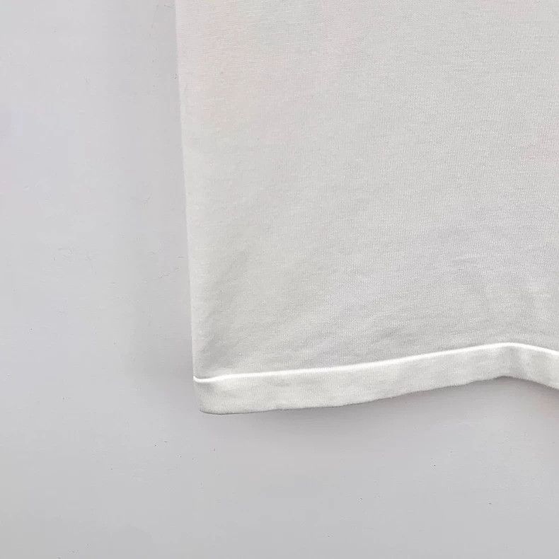 Louis Vuitton Louis Vuitton White Paper Plane Graphic T-shirt Size US S / EU 44-46 / 1 - 4 Thumbnail