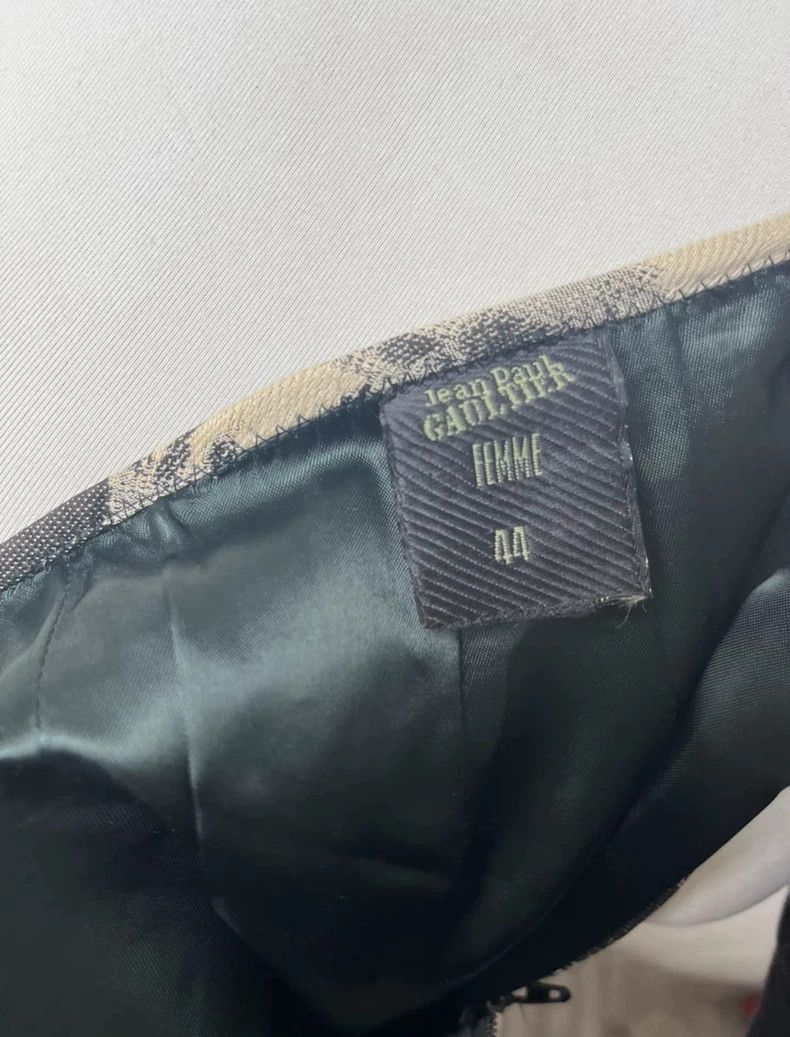 Jean Paul Gaultier Jean Paul Gaultier Runway Portrait Mini Skirt Size US 44 / EU 60 - 6 Thumbnail