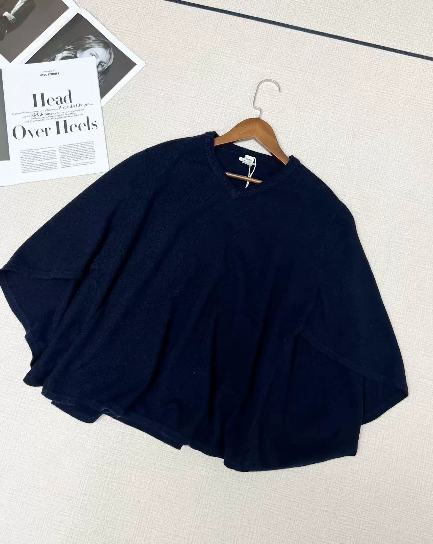 Hermes HERMES Cashmere Cape Sweater Size US XXS / EU 40 - 2 Thumbnail