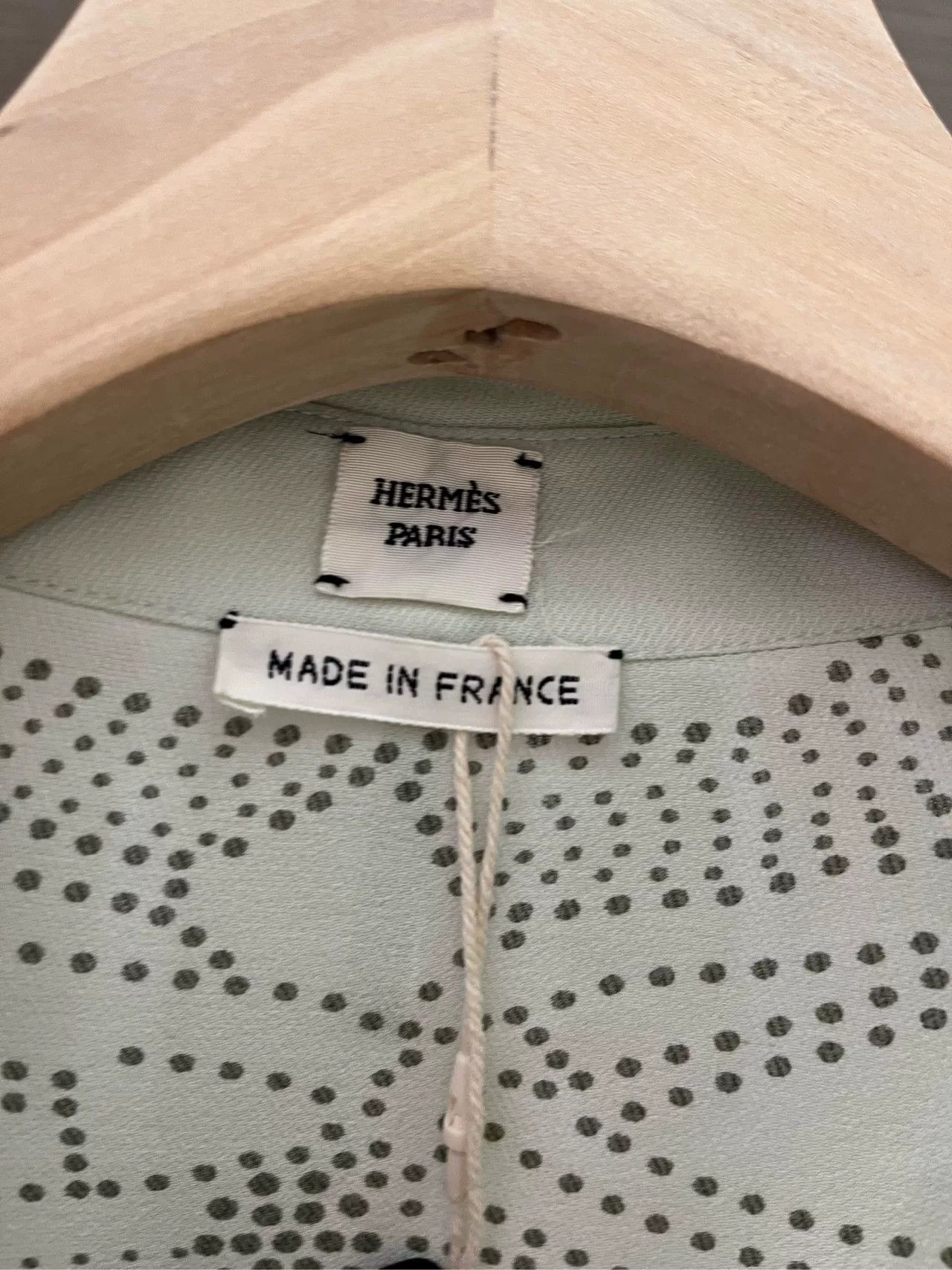 Hermes Hermes Mint Green Silk Shirt Size 34 Size US S / EU 44-46 / 1 - 7 Thumbnail