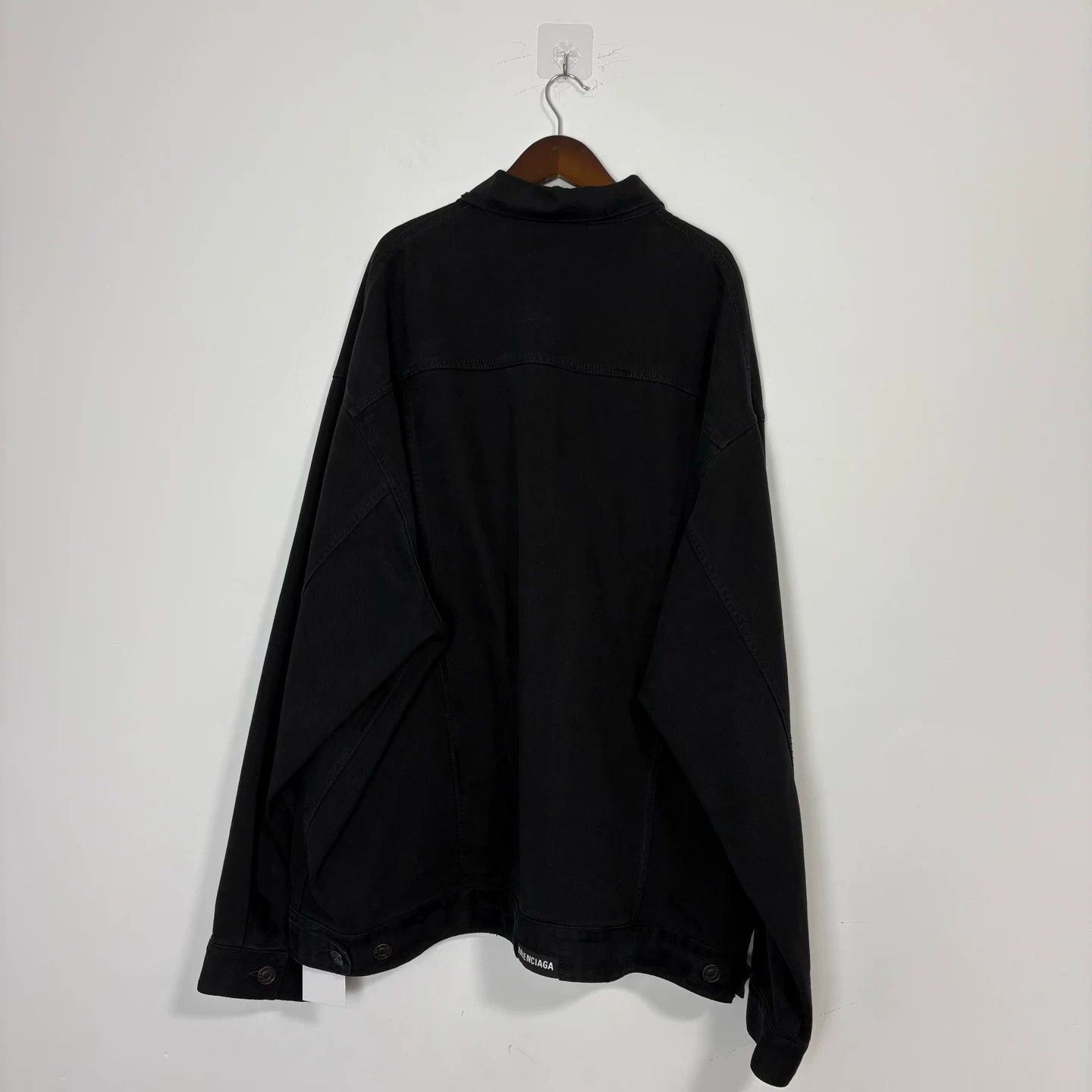 Balenciaga Balenciaga Valentine's Embroidered Denim Jacket Size US S / EU 44-46 / 1 - 2 Thumbnail