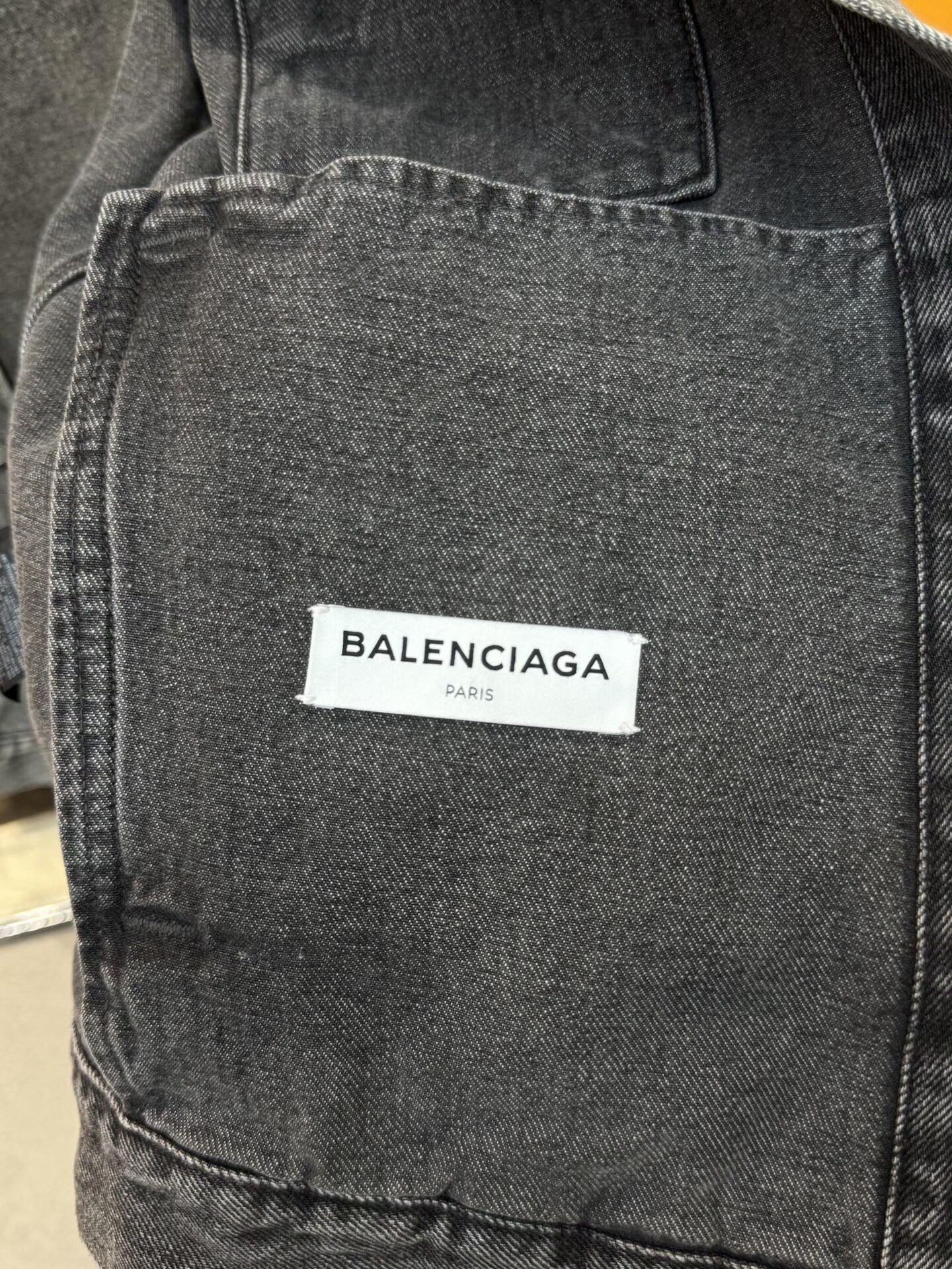 Balenciaga Balenciaga Distressed Washed Denim Jacket Size US S / EU 44-46 / 1 - 6 Thumbnail