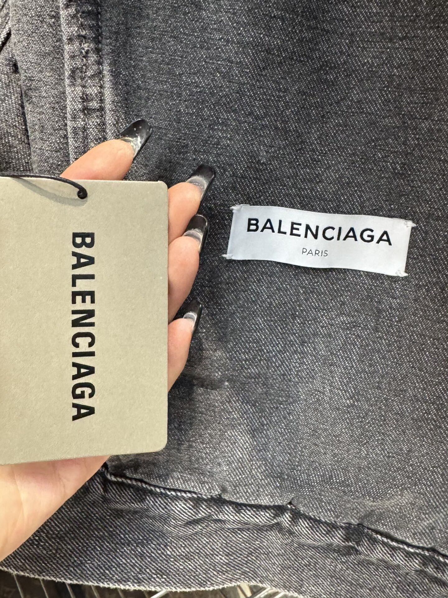 Balenciaga Balenciaga Distressed Washed Denim Jacket Size US S / EU 44-46 / 1 - 8 Thumbnail