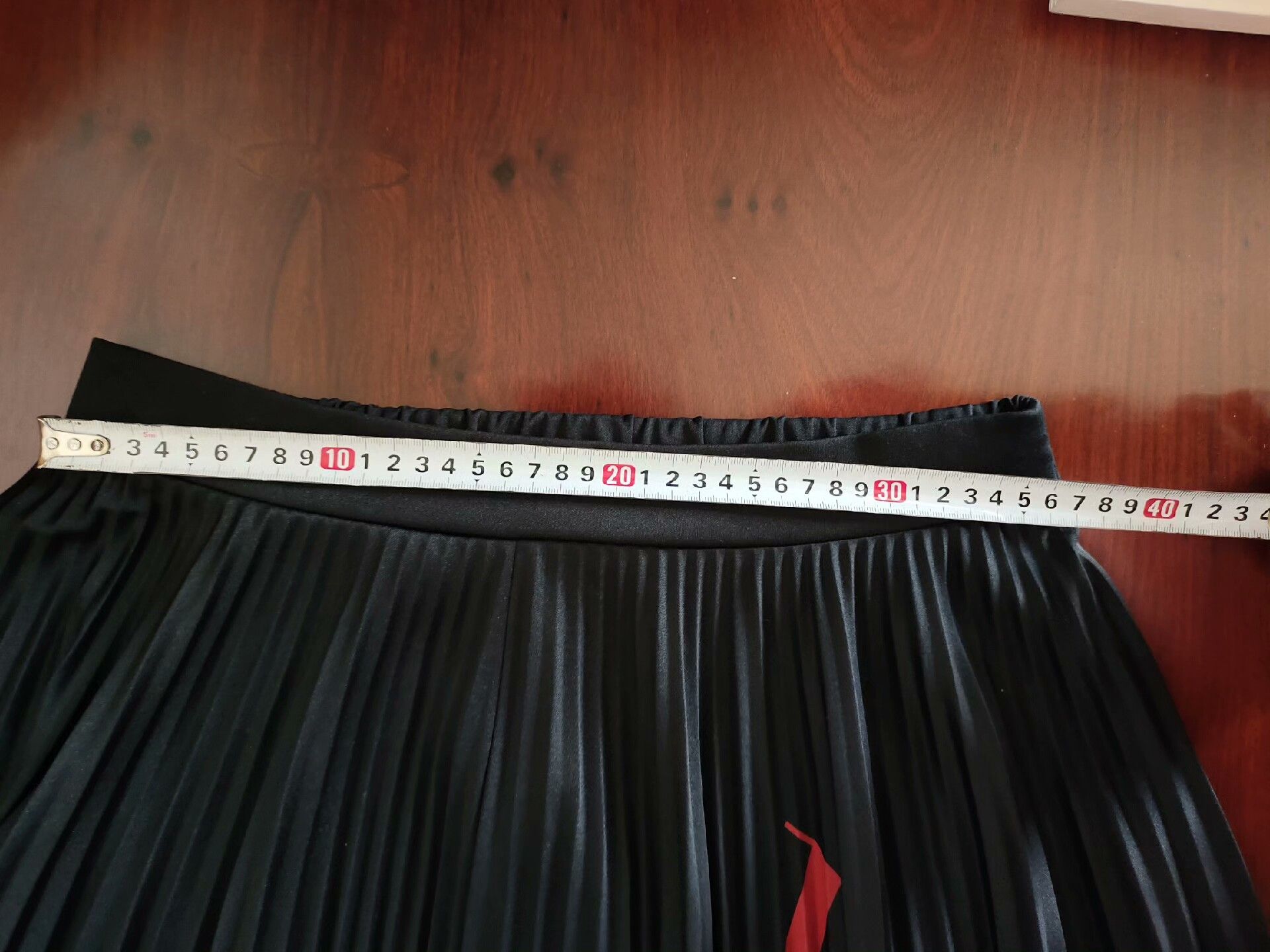 Valentino Valentino Black Pleated Skirt with Red Logo Size US 29 - 3 Thumbnail