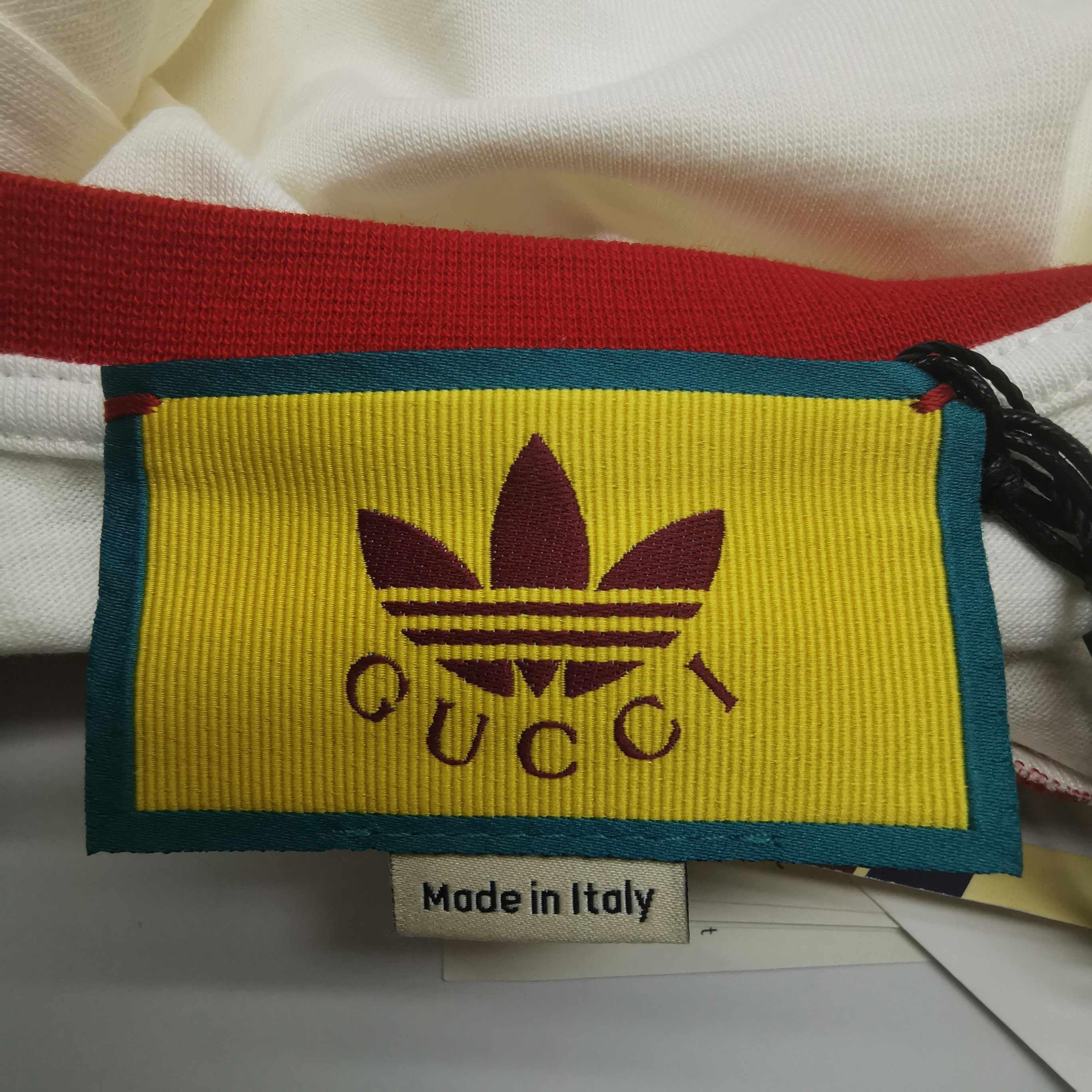 Gucci Gucci x adidas Cropped V-Neck Logo Top XS Size XS / US 0-2 / IT 36-38 - 11 Thumbnail
