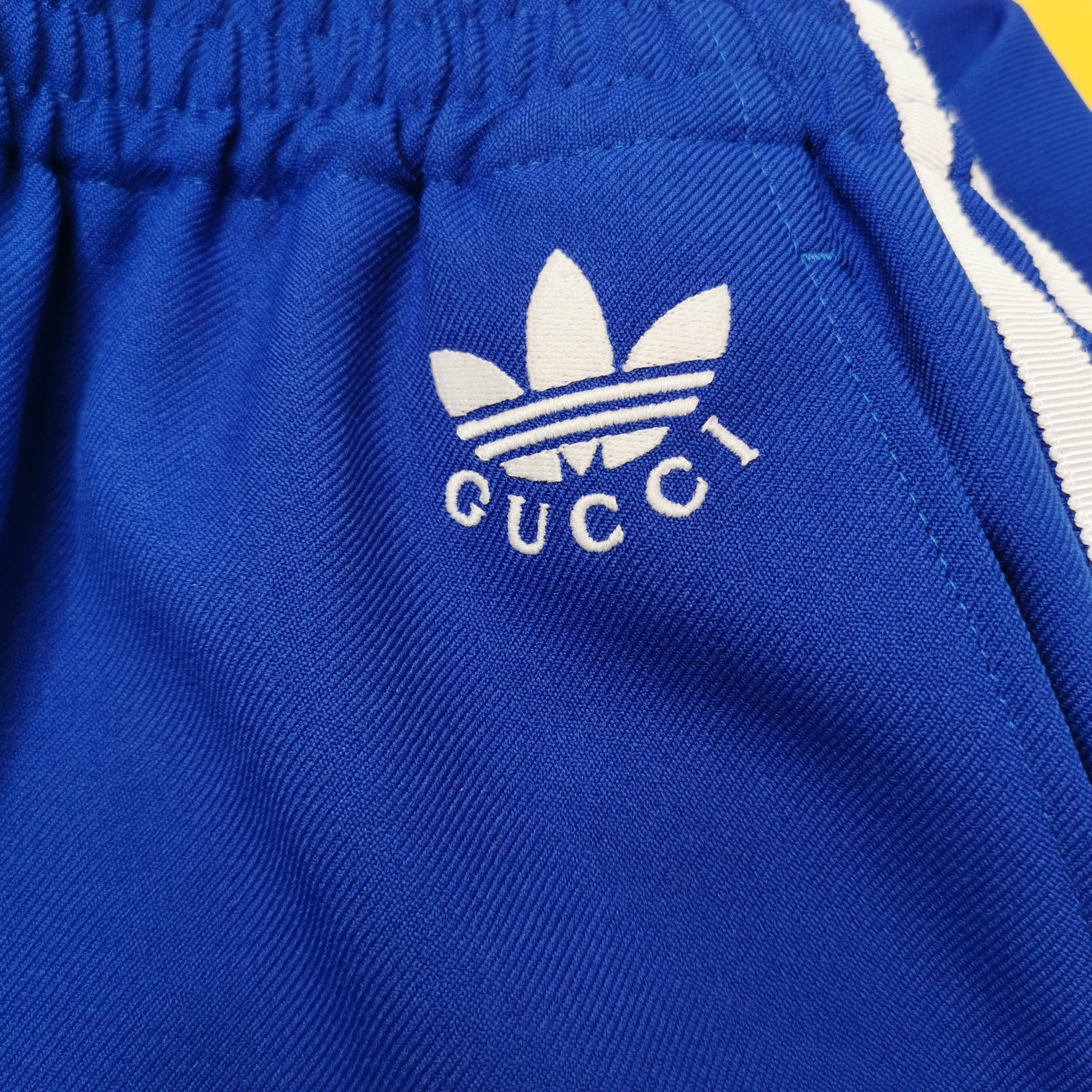 Gucci Gucci x Adidas Blue Striped Logo Track Pants Size 40" / US 18 - 6 Thumbnail