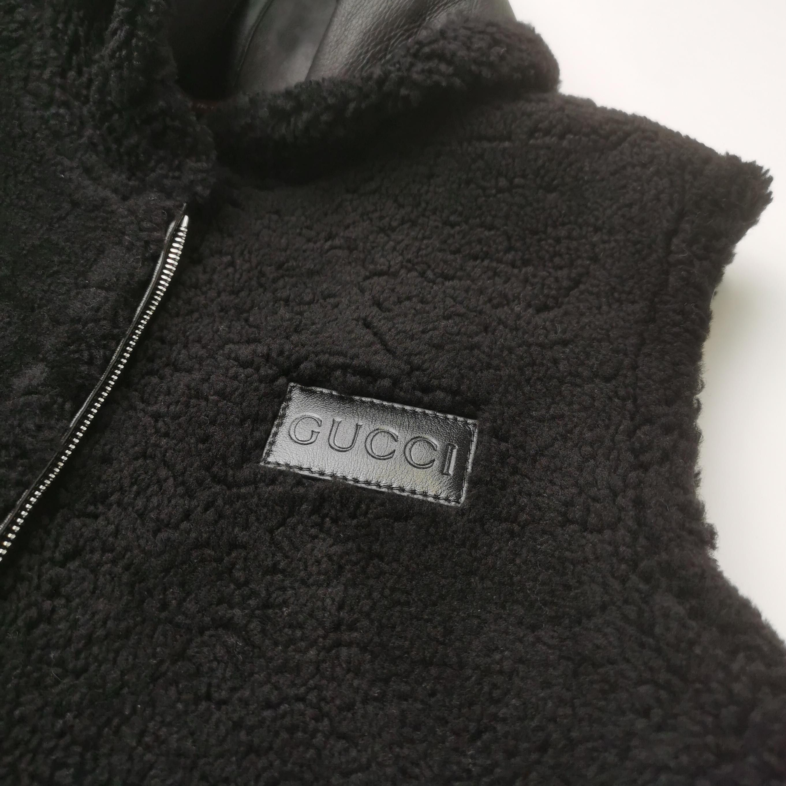 Gucci Gucci XS/38 Black Hooded Reversible Sheepskin Vest Size XS / US 0-2 / IT 36-38 - 10 Thumbnail