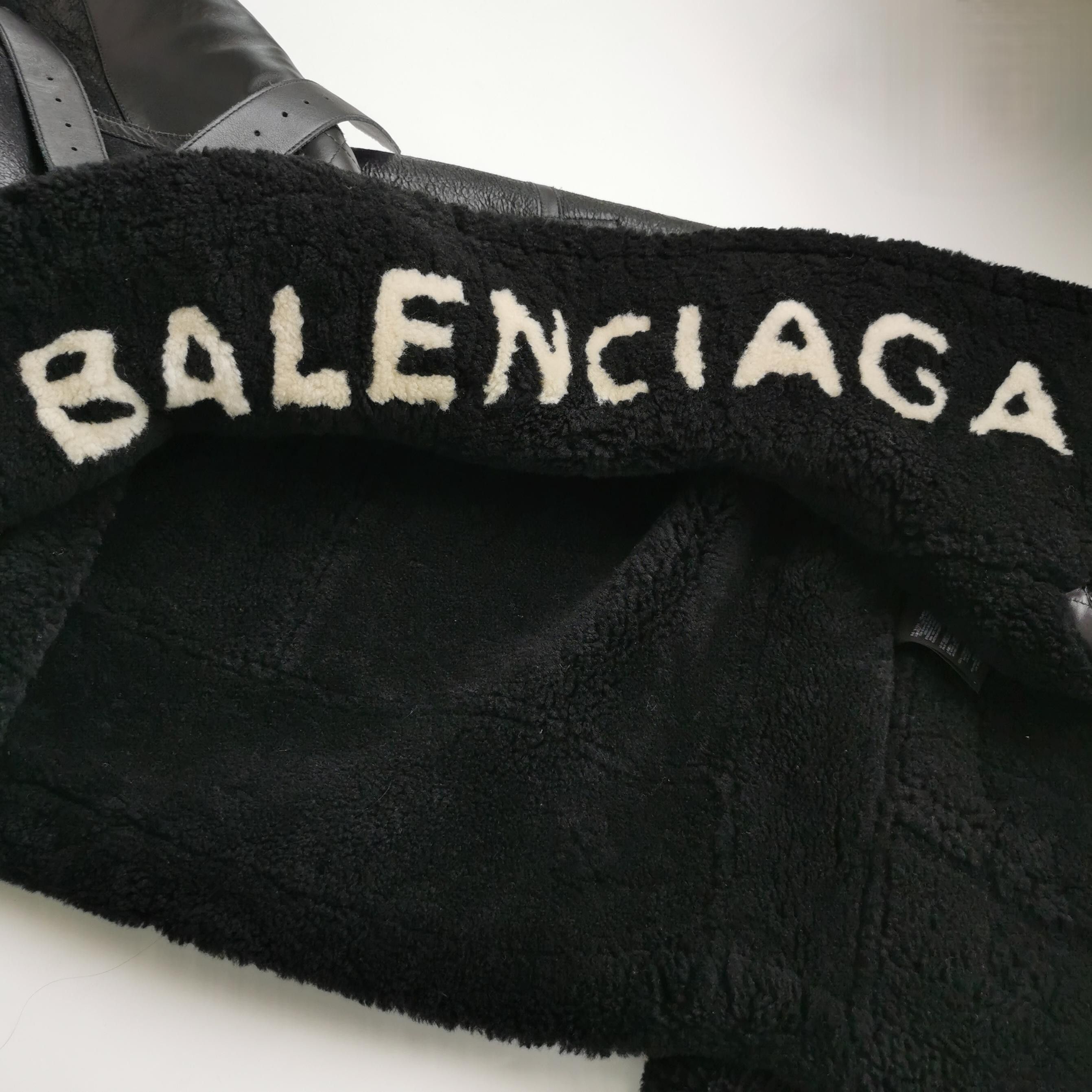 Balenciaga Balenciaga XS Black Shearling Collar Leather Jacket Size XS / US 0-2 / IT 36-38 - 5 Thumbnail