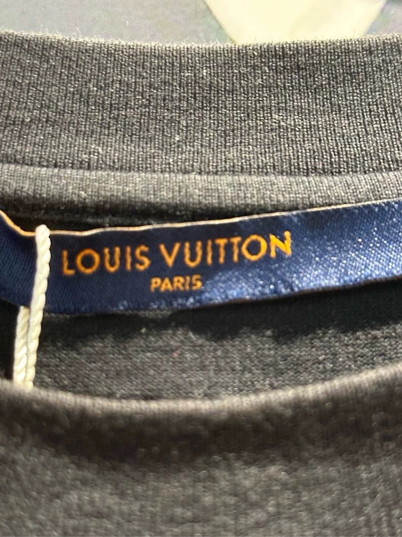 Louis Vuitton LOUIS VUITTON Logo Solid Short Sleeve T-shirt Size US L / EU 52-54 / 3 - 4 Thumbnail