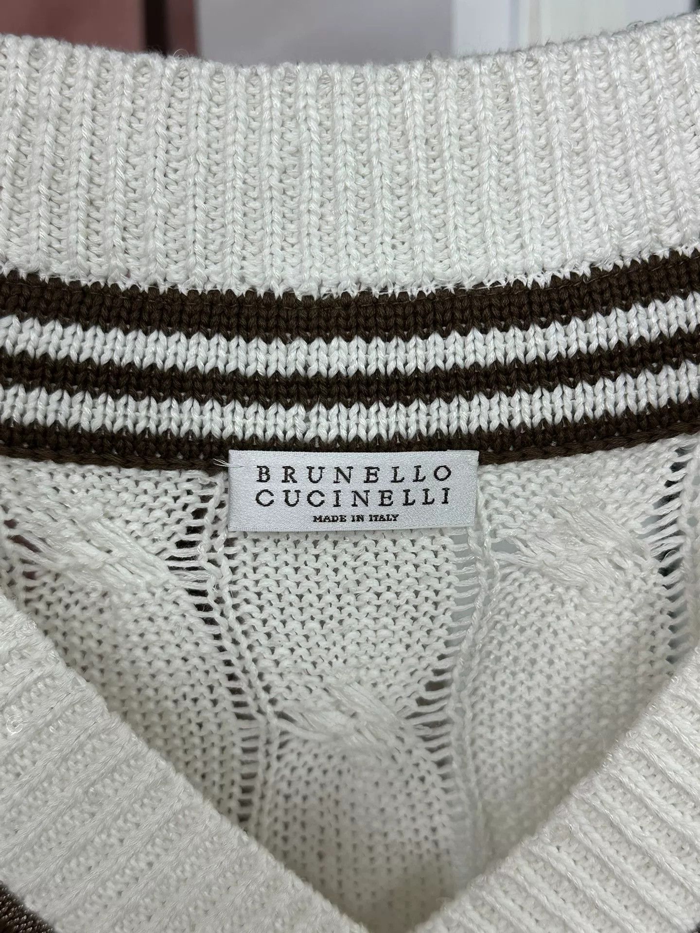 Brunello Cucinelli Brunello Cucinelli White Sequin V-Neck Sweater Size US L / EU 52-54 / 3 - 3 Thumbnail
