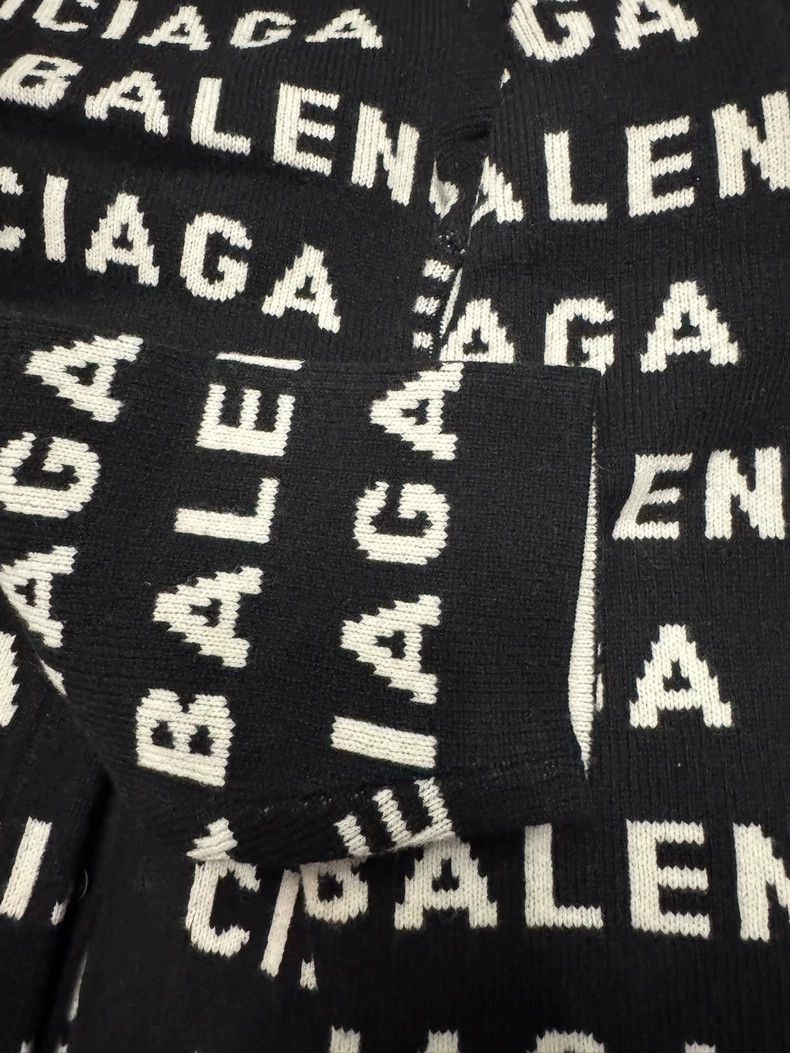 Balenciaga Balenciaga Logo Wool Blend Cardigan Size US M / EU 48-50 / 2 - 3 Thumbnail