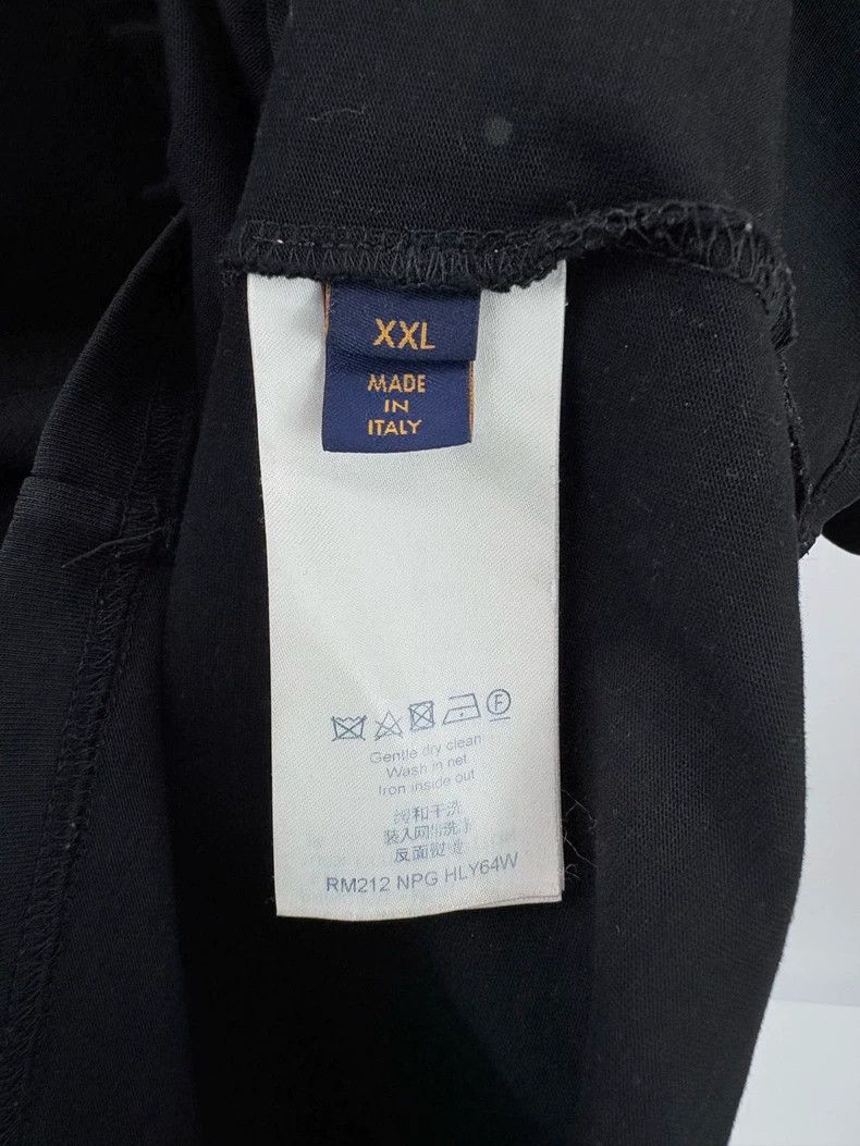 Louis Vuitton Louis Vuitton Embossed Logo Short Sleeve Size US XXL / EU 58 / 5 - 5 Thumbnail