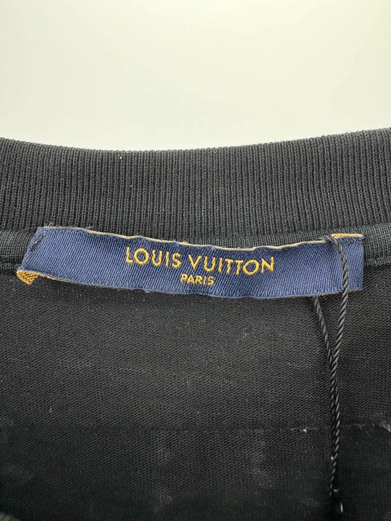Louis Vuitton Louis Vuitton Embossed Logo Short Sleeve Size US XXL / EU 58 / 5 - 3 Thumbnail