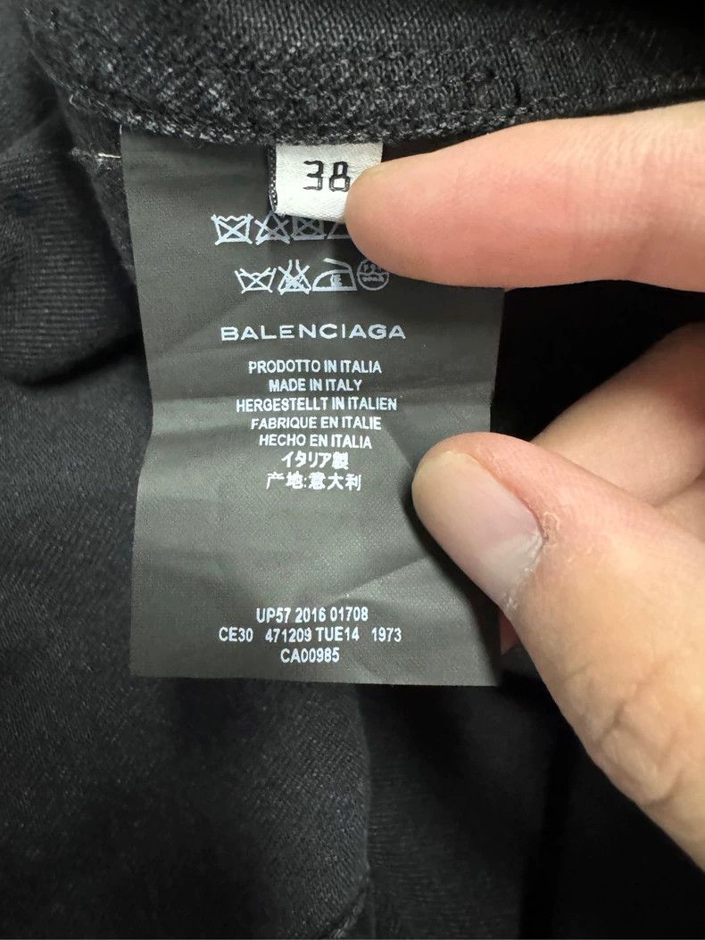 Balenciaga Balenciaga Asymmetric Collar Denim Jacket Size US XS / EU 42 / 0 - 4 Thumbnail