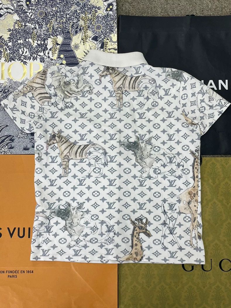 Louis Vuitton Louis Vuitton White Logo Animal Print Polo Size US XS / EU 42 / 0 - 3 Thumbnail