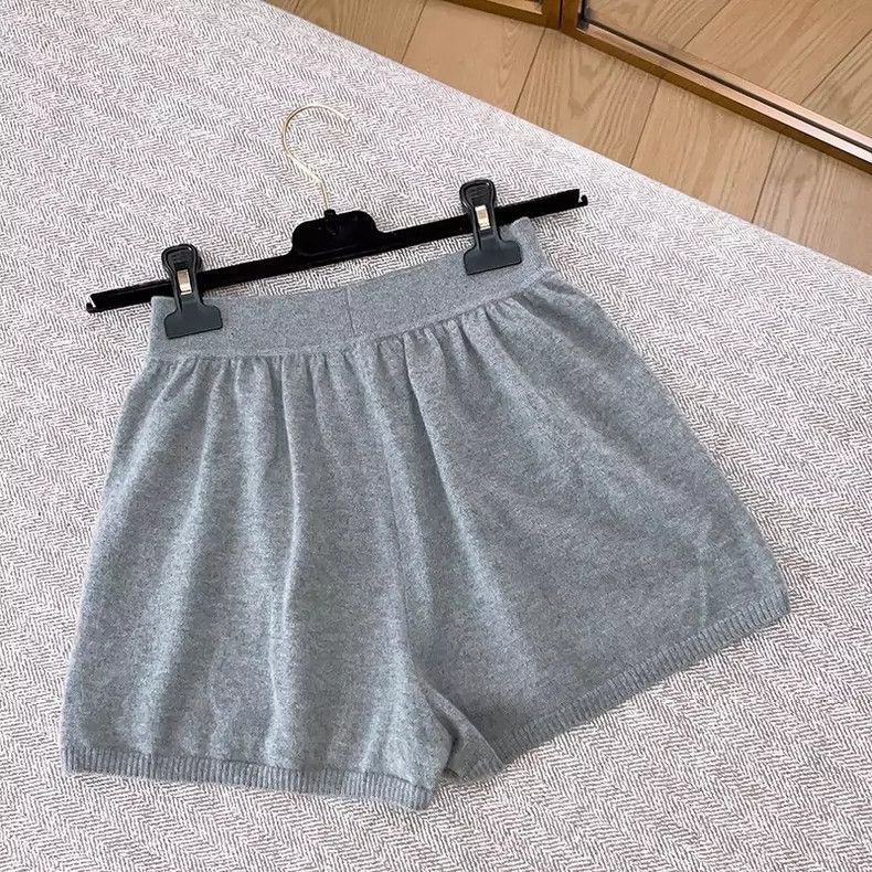 Loro Piana Loro Piana Cashmere Knit Shorts Size US 26 / EU 42 - 2 Thumbnail