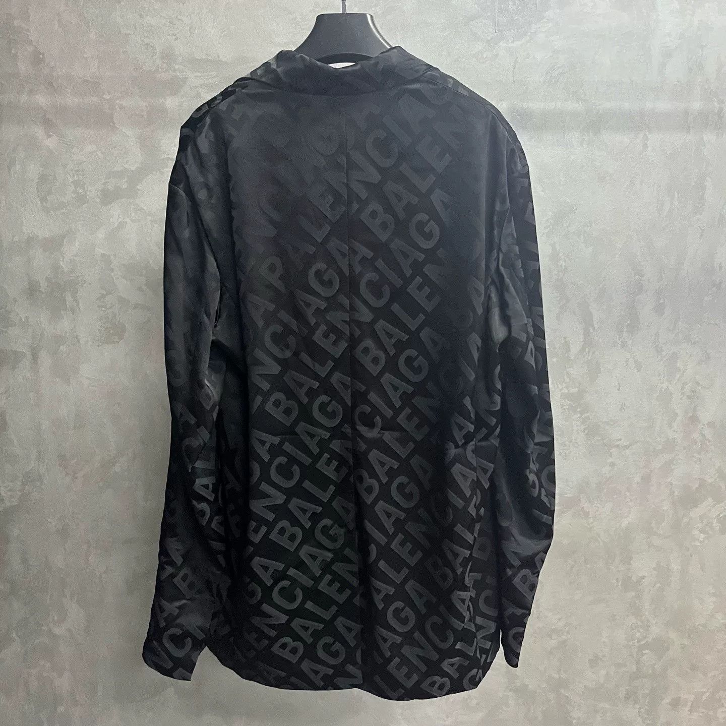 Balenciaga Balenciaga Black Logo Jacquard Loose Jacket Size US M / EU 48-50 / 2 - 5 Thumbnail
