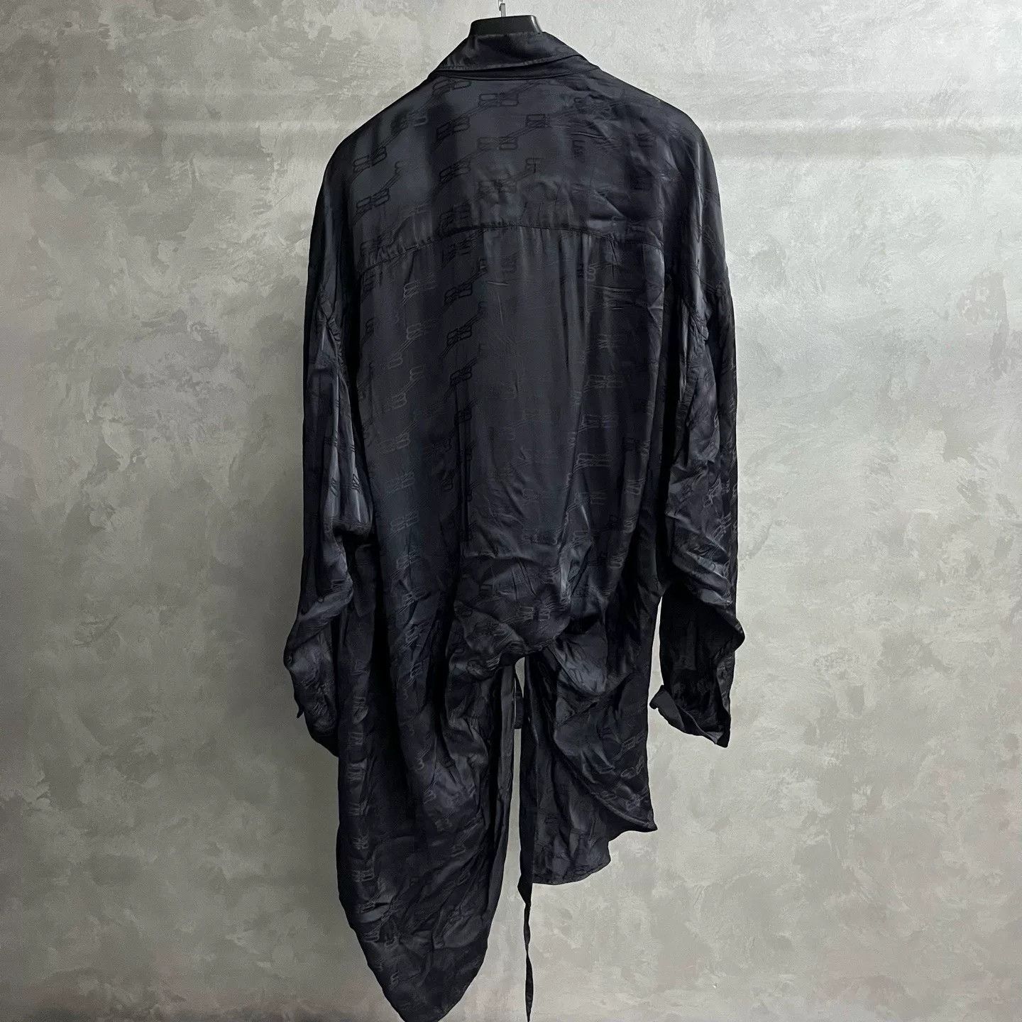 Balenciaga Balenciaga Black Logo Shirt Dress Size US 38 / EU 54 - 2 Thumbnail