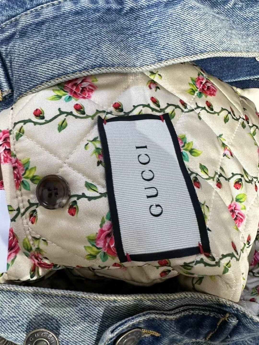 Gucci Gucci MLB Embroidered NY Denim Jacket Size M / US 6-8 / IT 42-44 - 4 Thumbnail