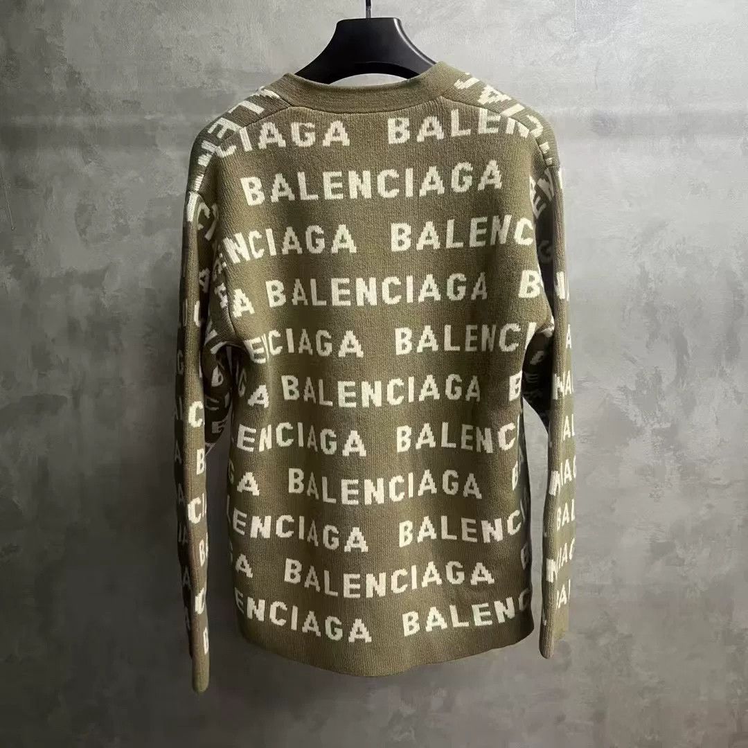 Balenciaga Balenciaga Beige Oversized V-Neck Knit Size US XXS / EU 40 - 5 Thumbnail