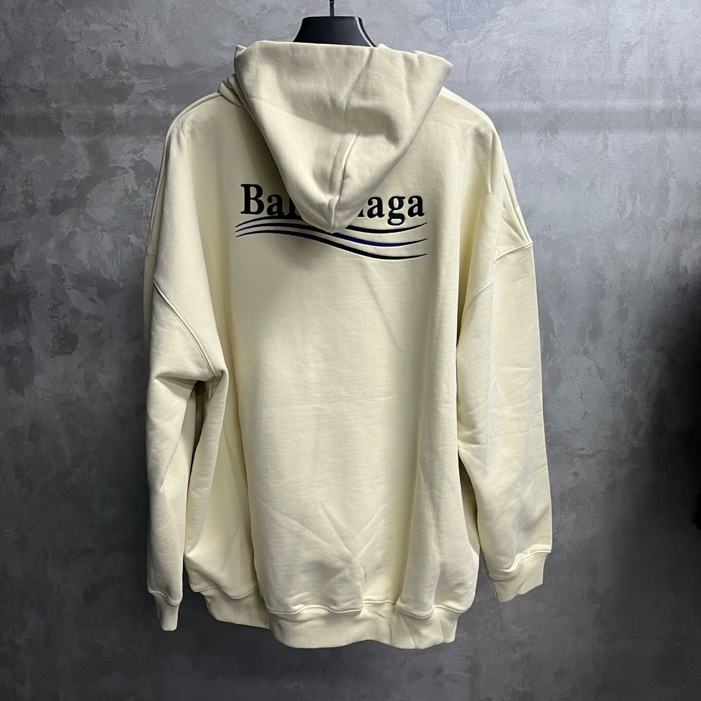 Balenciaga Balenciaga Beige Logo Print Hoodie Size US M / EU 48-50 / 2 - 5 Thumbnail