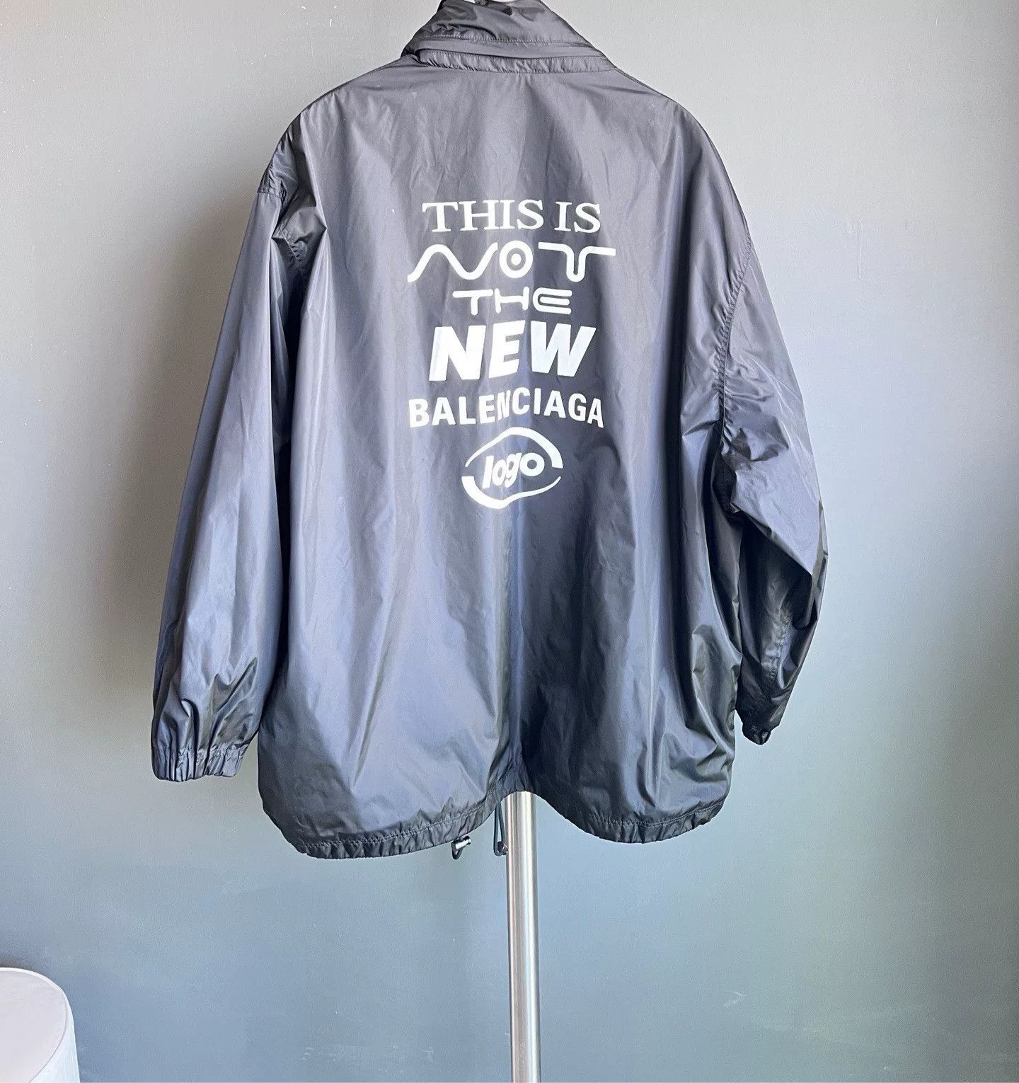 Balenciaga Balenciaga Defile Coach Jacket Raincoat Size US XS / EU 42 / 0 - 3 Thumbnail