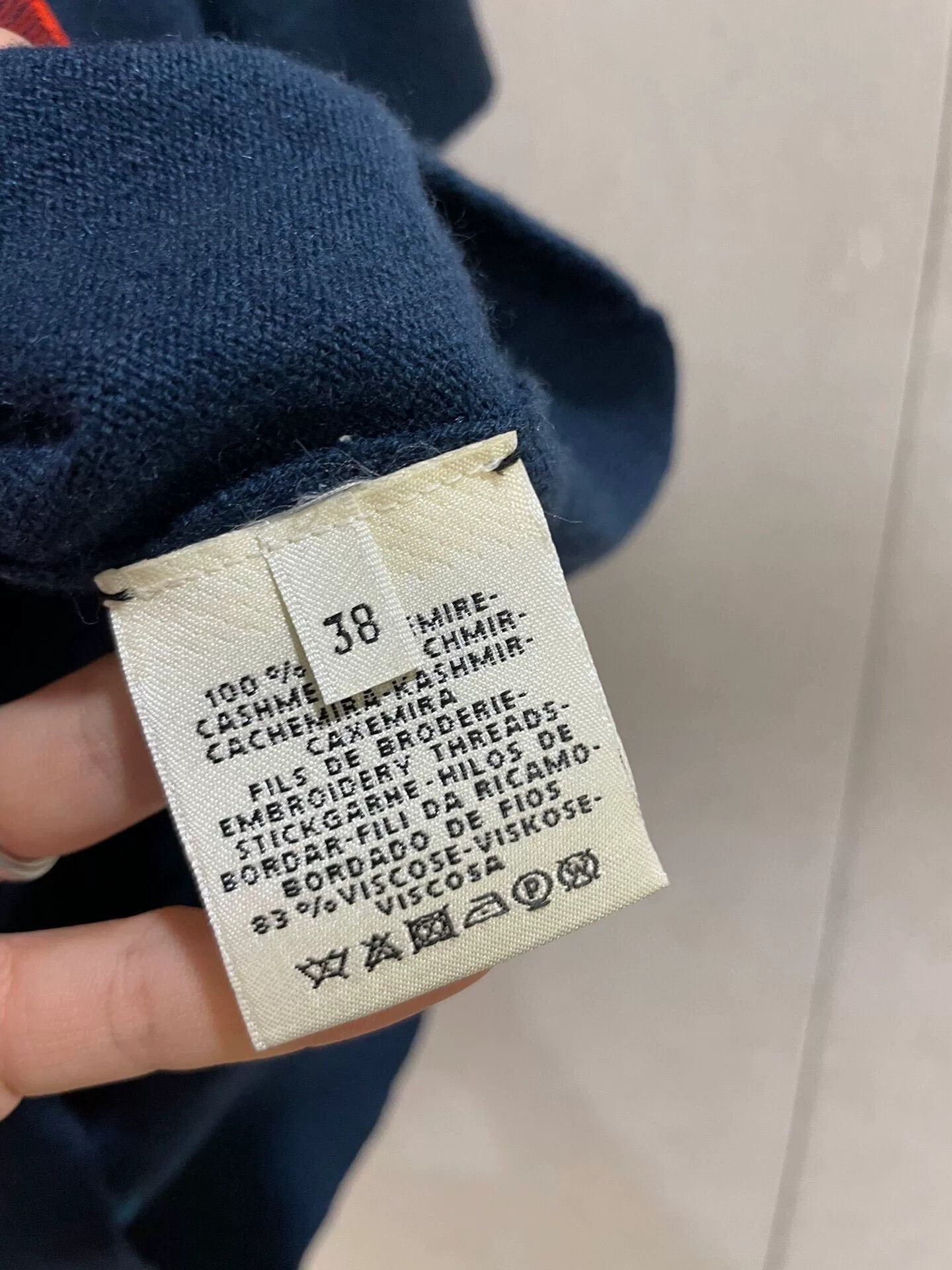 Hermes embroidered cashmere sweater by hermes Size US S / EU 44-46 / 1 - 6 Thumbnail
