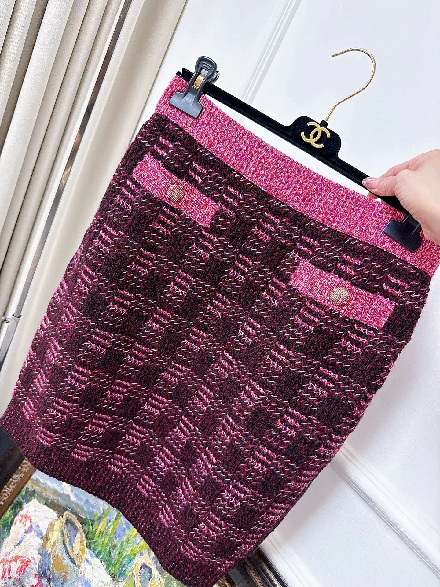 Chanel pink and burgundy check knit pencil skirt Size US 38 / EU 54 - 2 Thumbnail