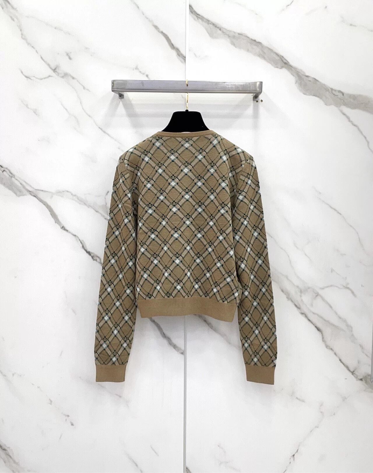 Miu Miu miu miu plaid knit cardigan with crystals Size US M / EU 48-50 / 2 - 2 Thumbnail