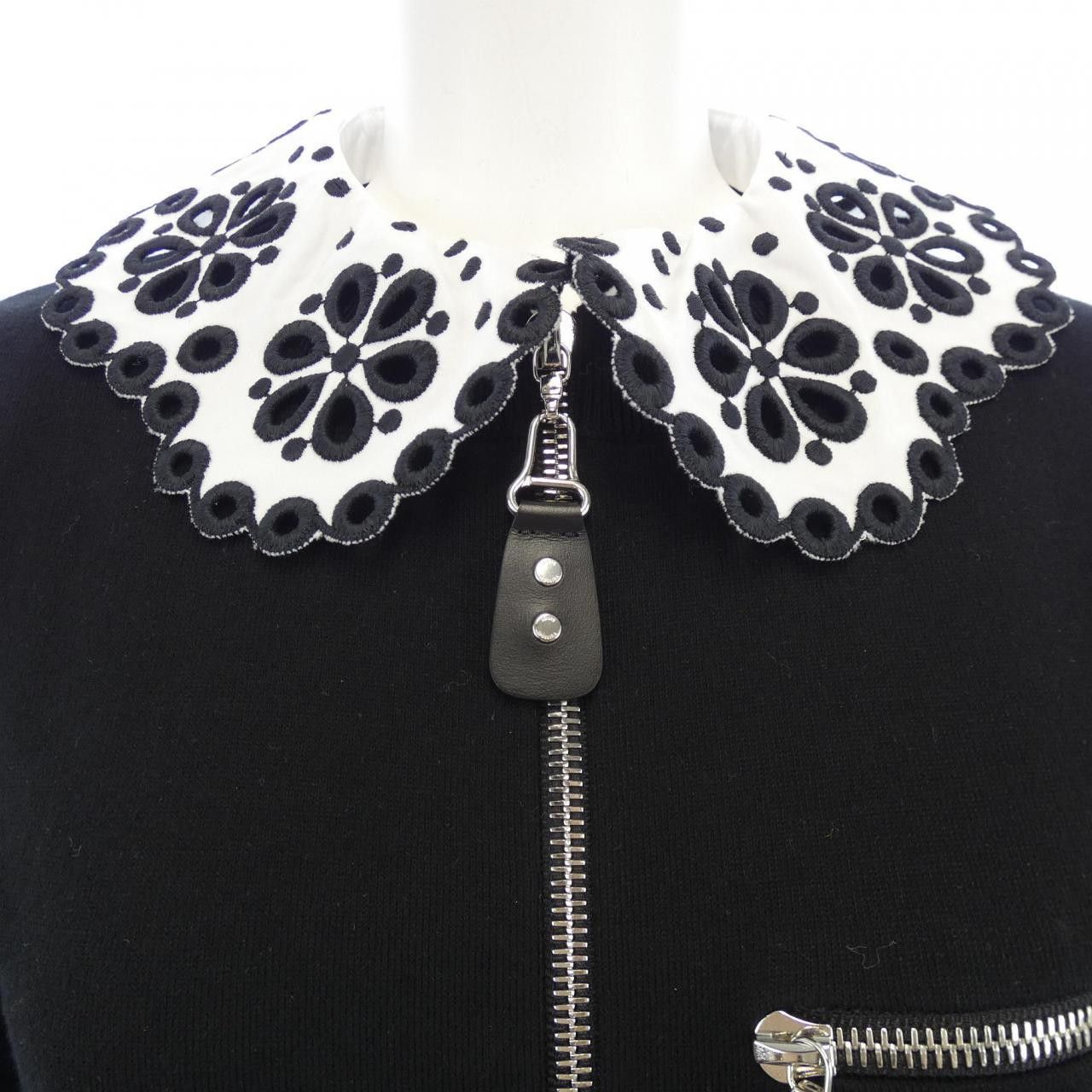 Louis Vuitton Louis Vuitton Louis Vuitton Dress Others Dresses FSKD01MYI DUTY FREE for USA Size ONE SIZE - 5 Thumbnail