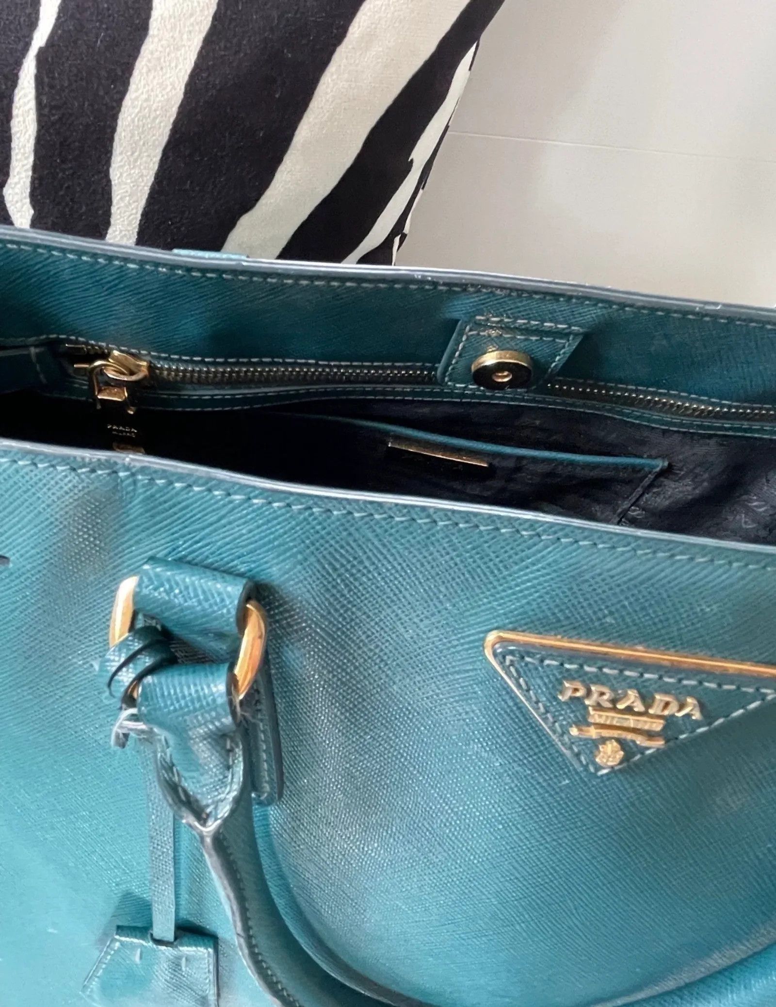 Prada Prada Prada Saffiano Bucket Bag Size ONE SIZE - 4 Thumbnail