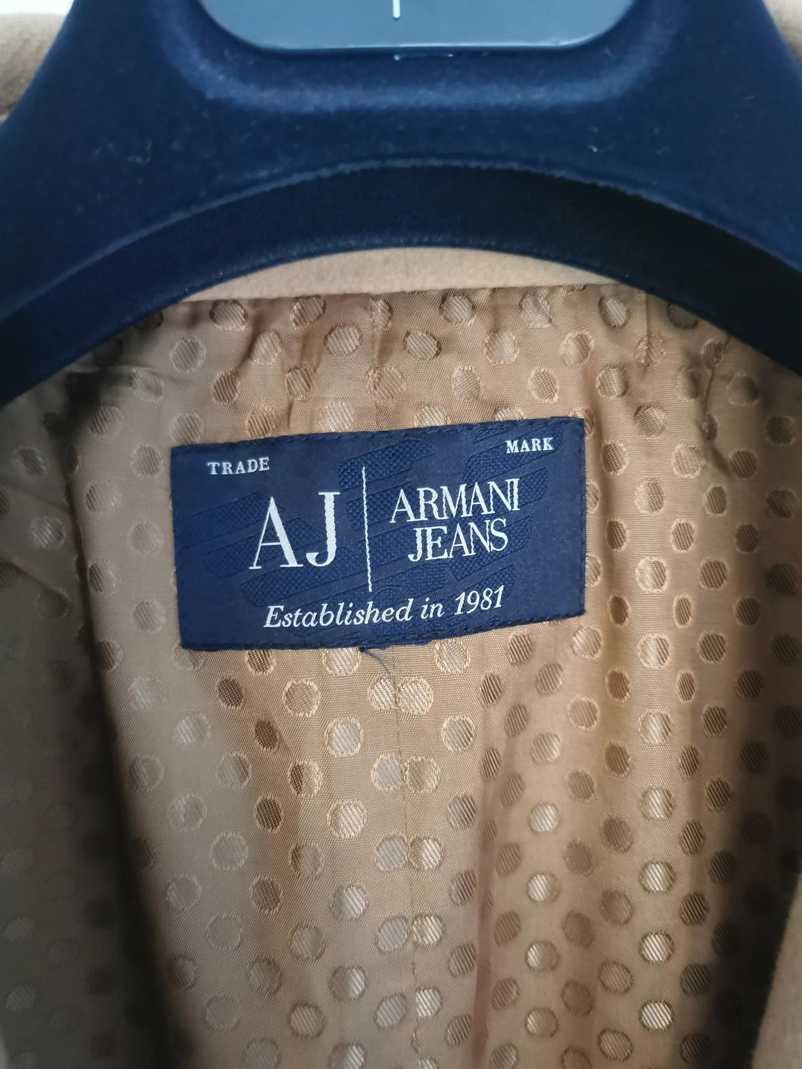 Armani Armani Coat Size S / US 4 / IT 40 - 2 Thumbnail