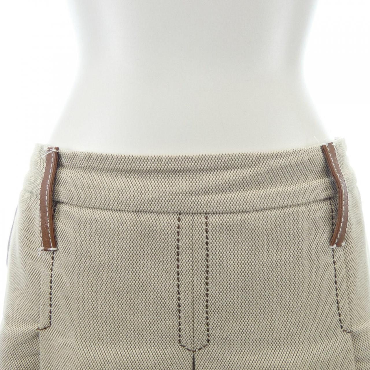 Miu Miu Miu Miu Miu Miu Skirt Others Skirts MG2198 SOOO 14Z3 DUTY FREE for USA Size ONE SIZE - 5 Thumbnail