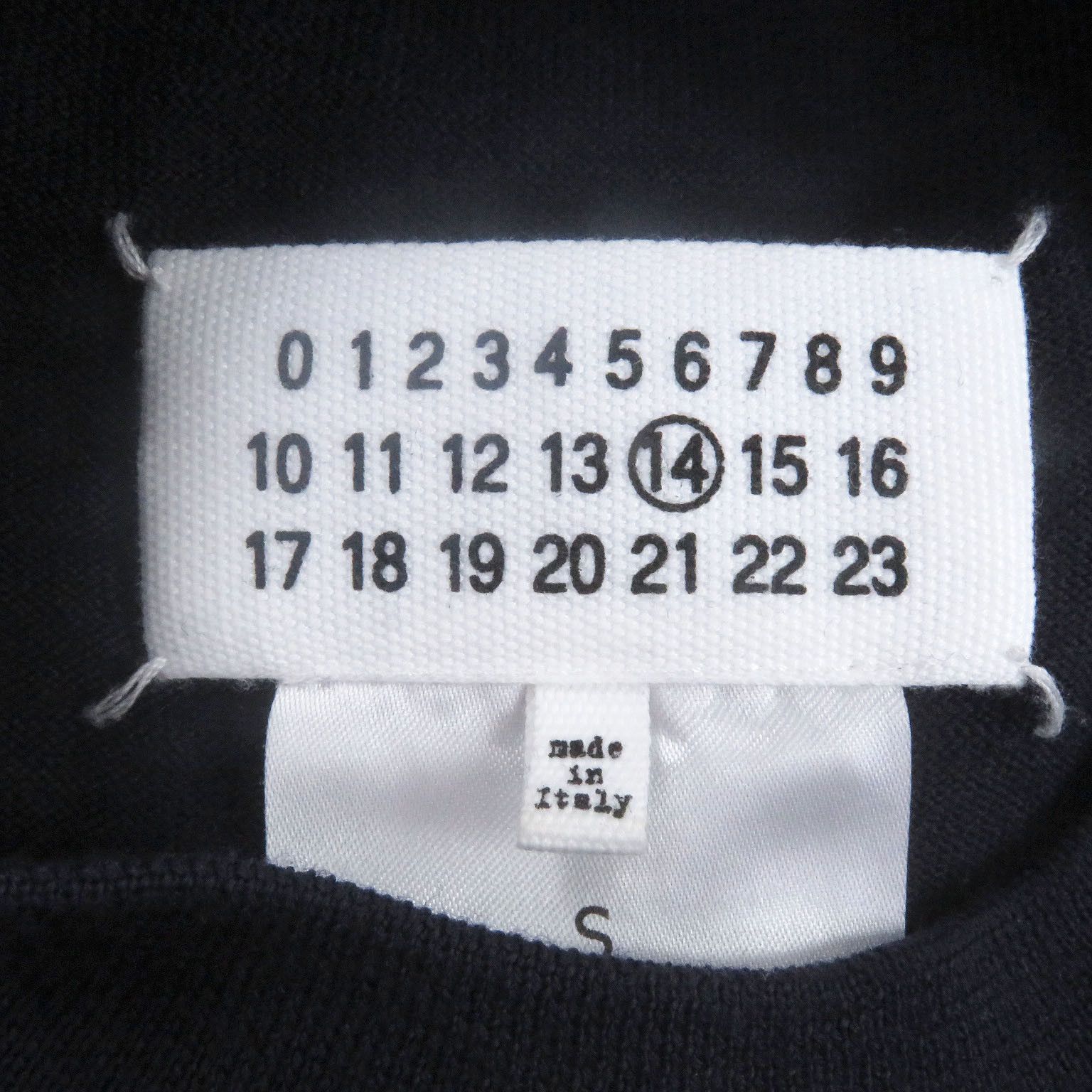 Other Other Maison Margiela 14 Stitch Design Wool Sweater Others Tops DUTY FREE for USA Size ONE SIZE - 5 Thumbnail