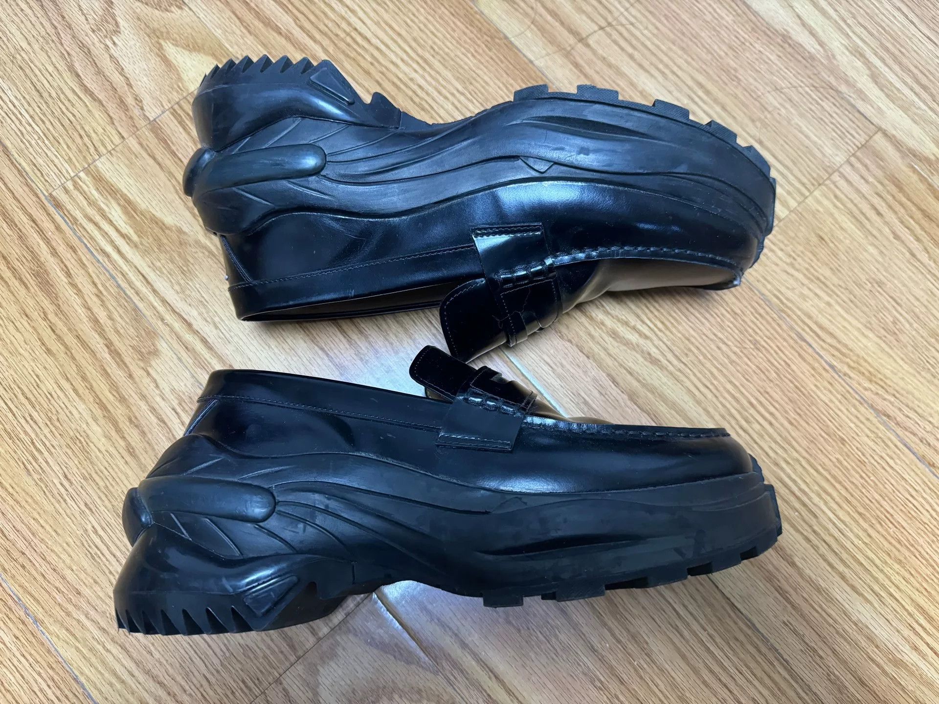 Maison Margiela maison margiela black loafer shoes size 41 Size US 10 / EU 43 - 2 Thumbnail
